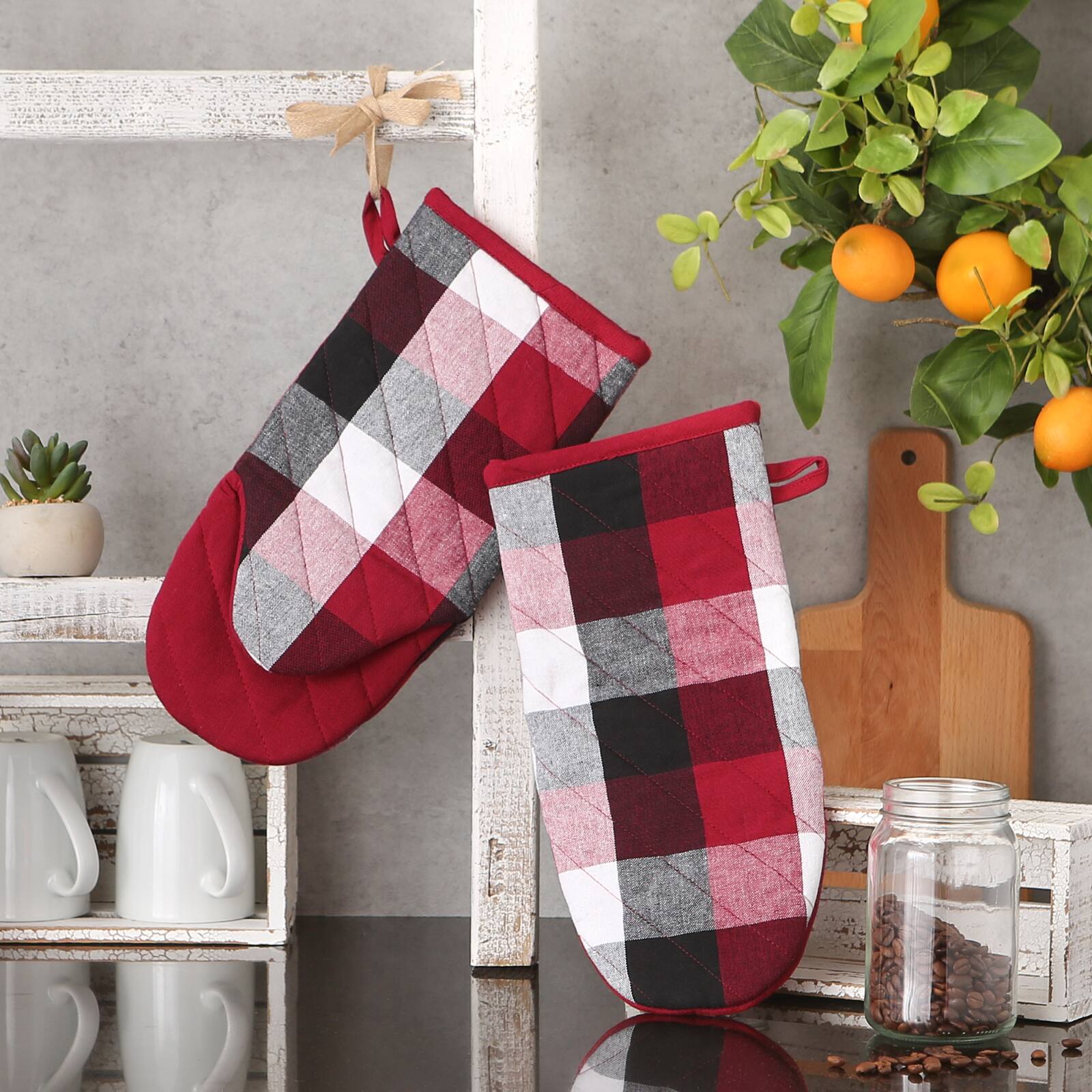 DII&#xAE; Tri Color Check Oven Mitts, 2ct.