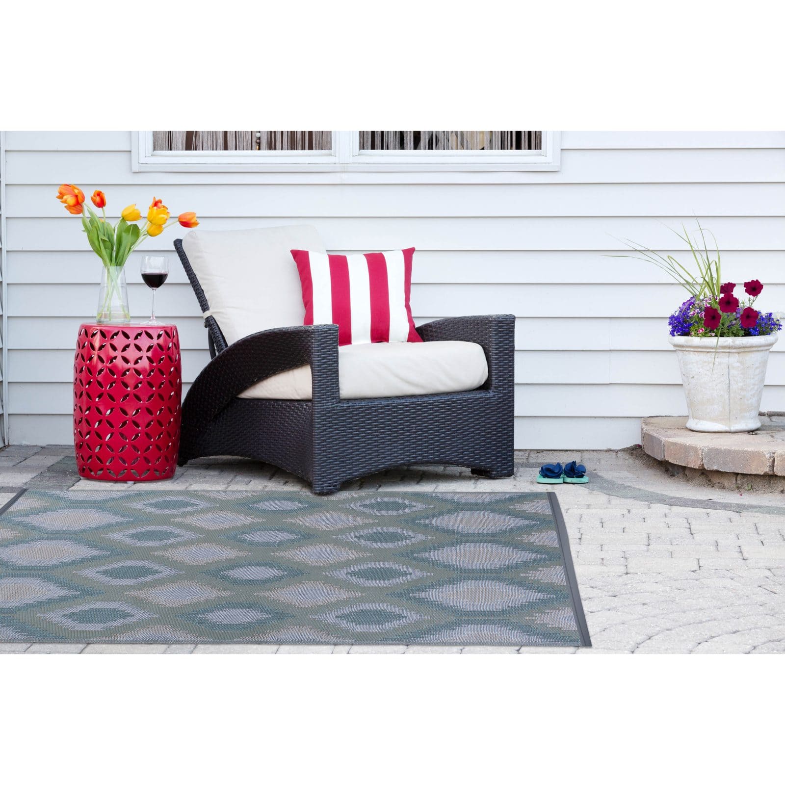 DII&#xAE; Green Ikat Outdoor Rug, 4ft. x 6ft.