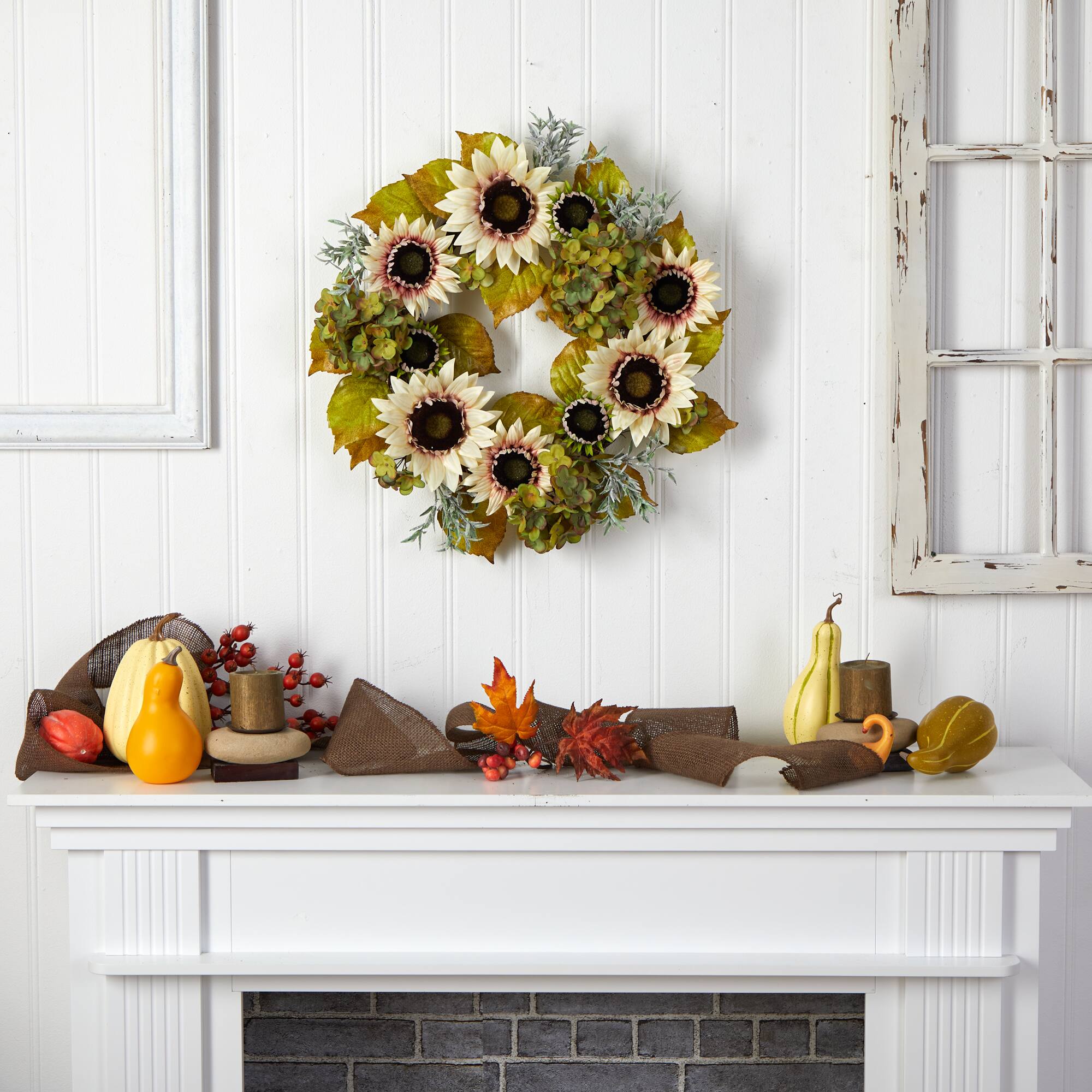 24&#x22; White Sunflower &#x26; Hydrangea Artificial Autumn Wreath