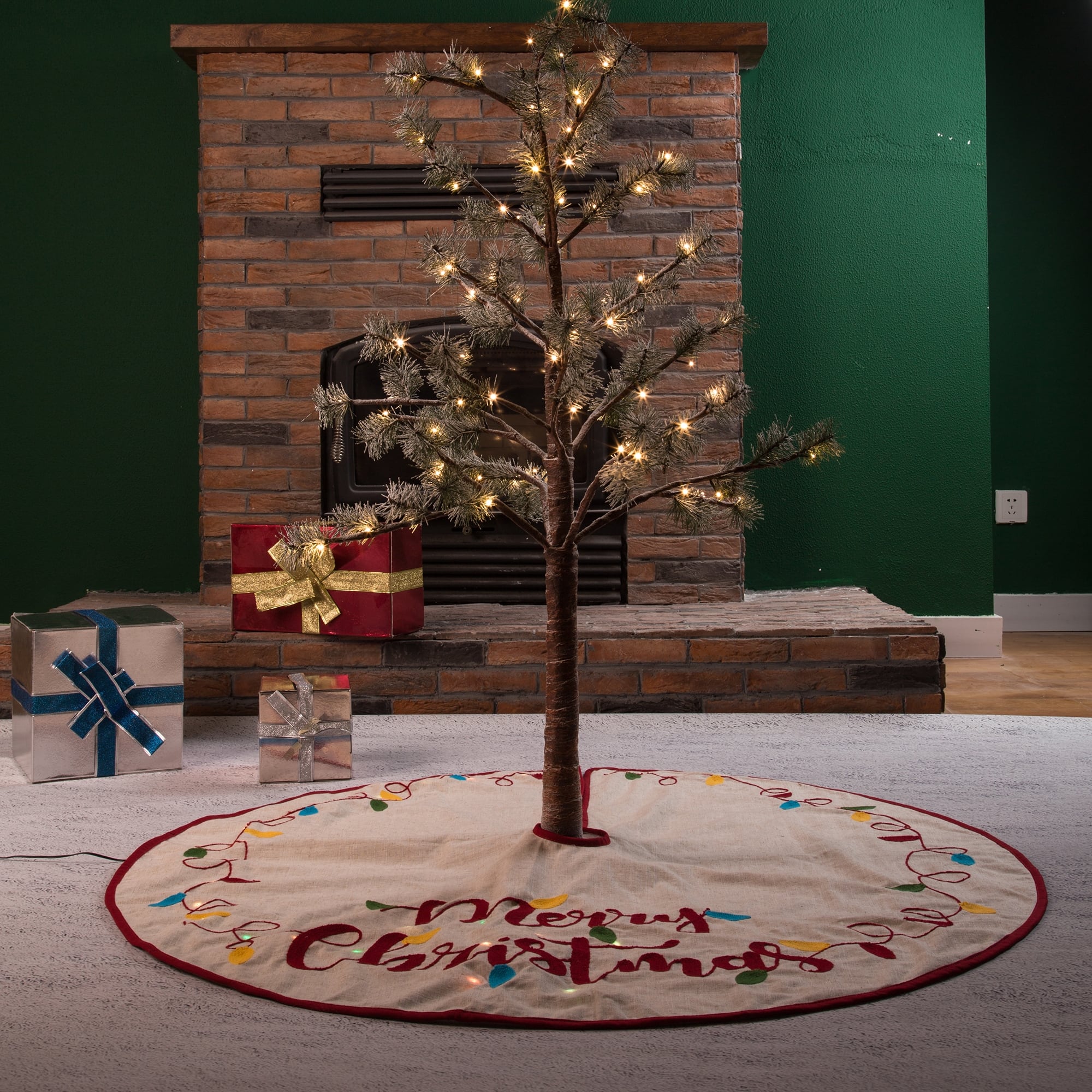 Glitzhome&#xAE; 48&#x22; LED Embroidered Merry Christmas Linen Christmas Tree Skirt