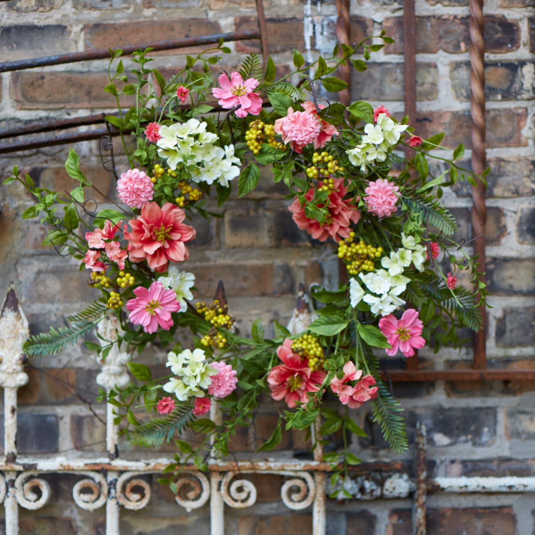 27&#x22; Cosmos Berry Wreath