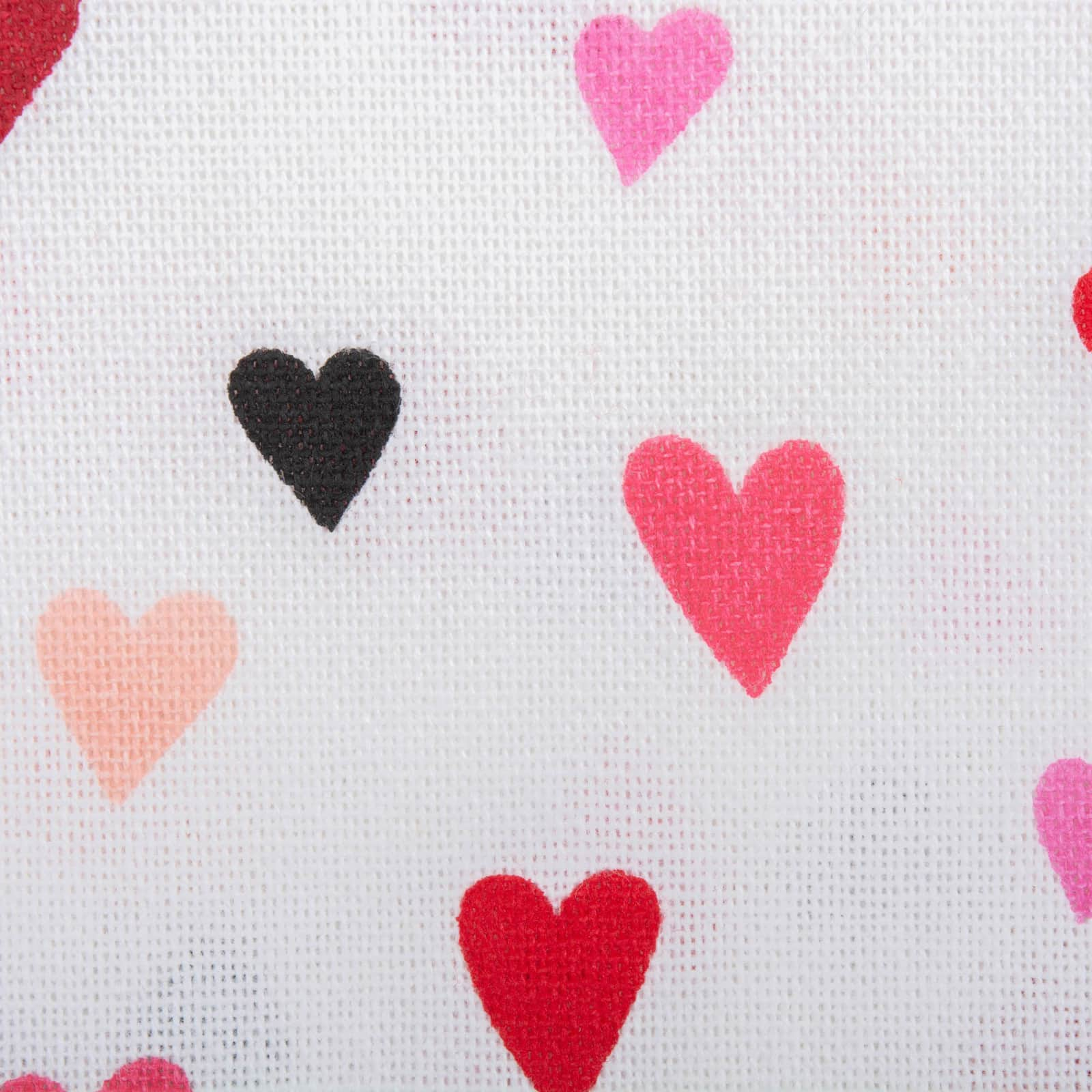 DII&#xAE; 72&#x22; Confetti Hearts Print Table Runner