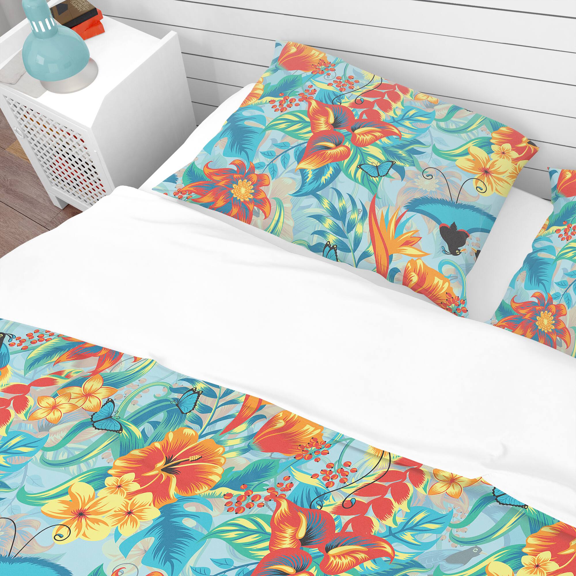 Designart 'Tropical Pattern' Tropical Bedding Set - Duvet Cover & Shams
