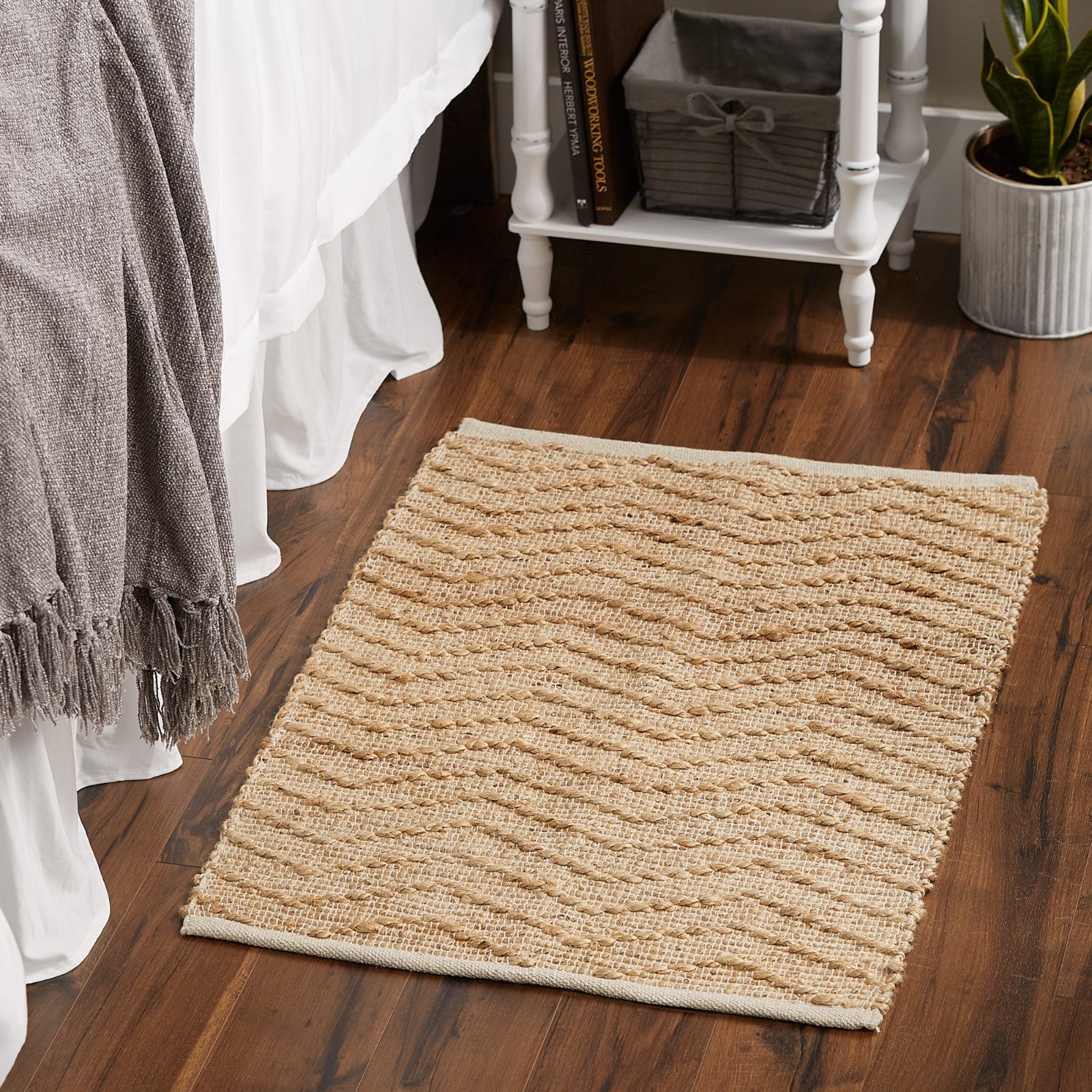 DII® Off White With Natural Jute Chevron Hand-Loomed Rug, 2ft. x 3ft"