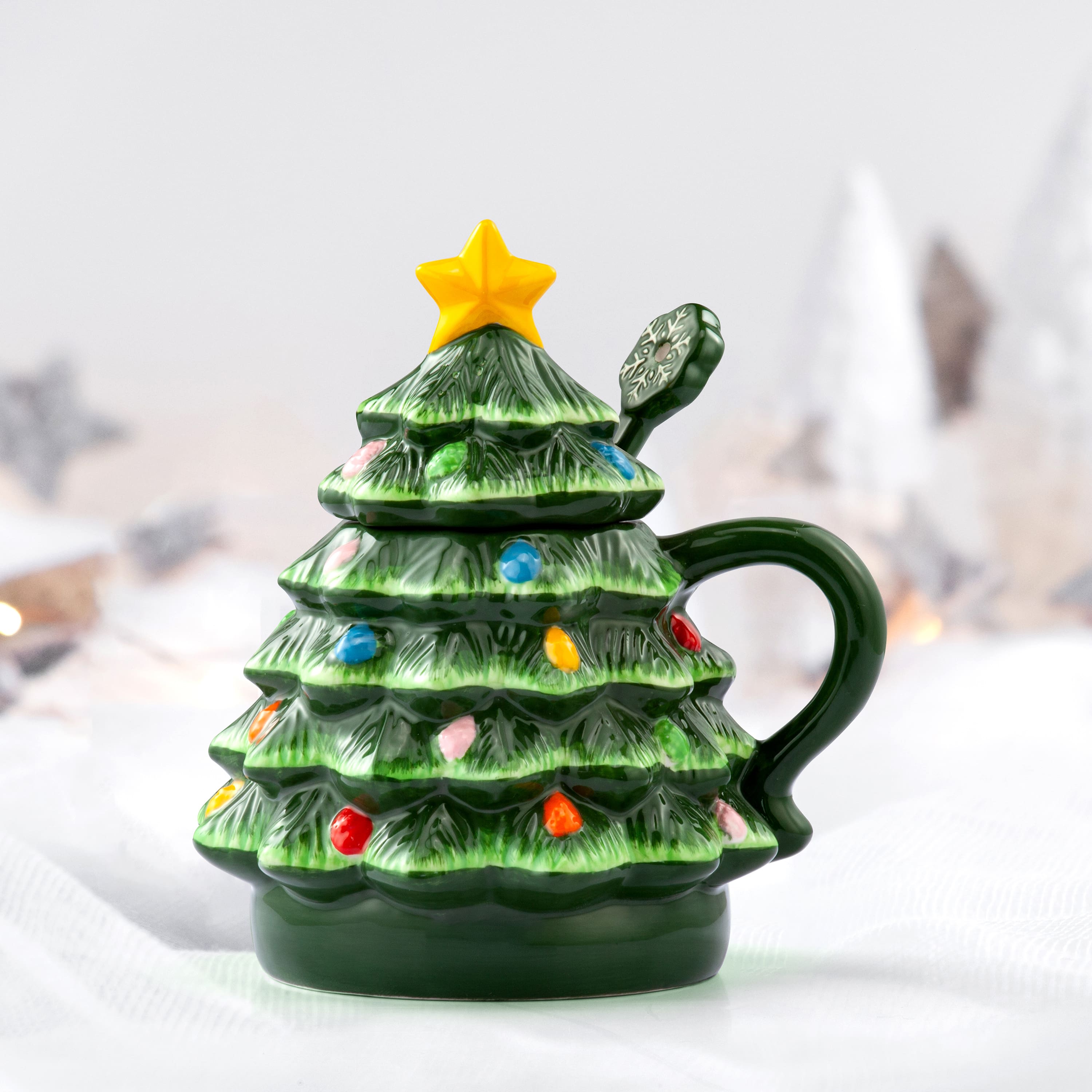 Green Lidded Nostalgic Tree Mug with Spoon