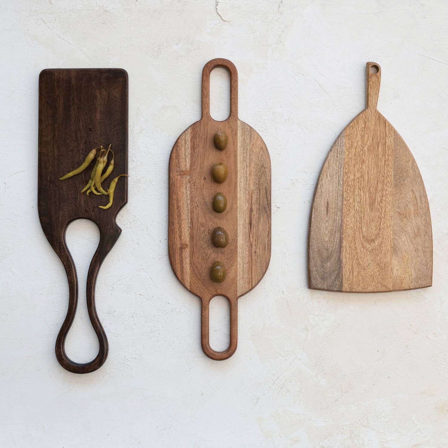 Hello Honey&#xAE; 16&#x22; Natural Modern Wood Charcuterie or Cutting Board with Handle