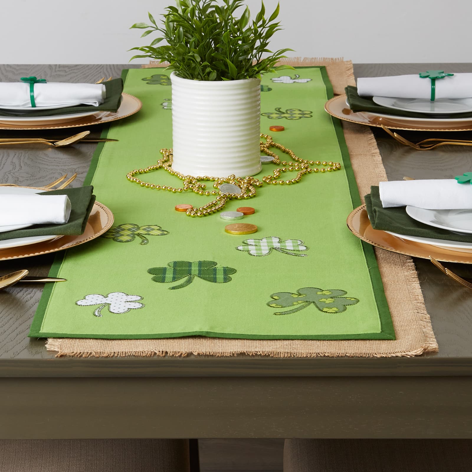 DII&#xAE; 108&#x22; Lucky Day Table Runner