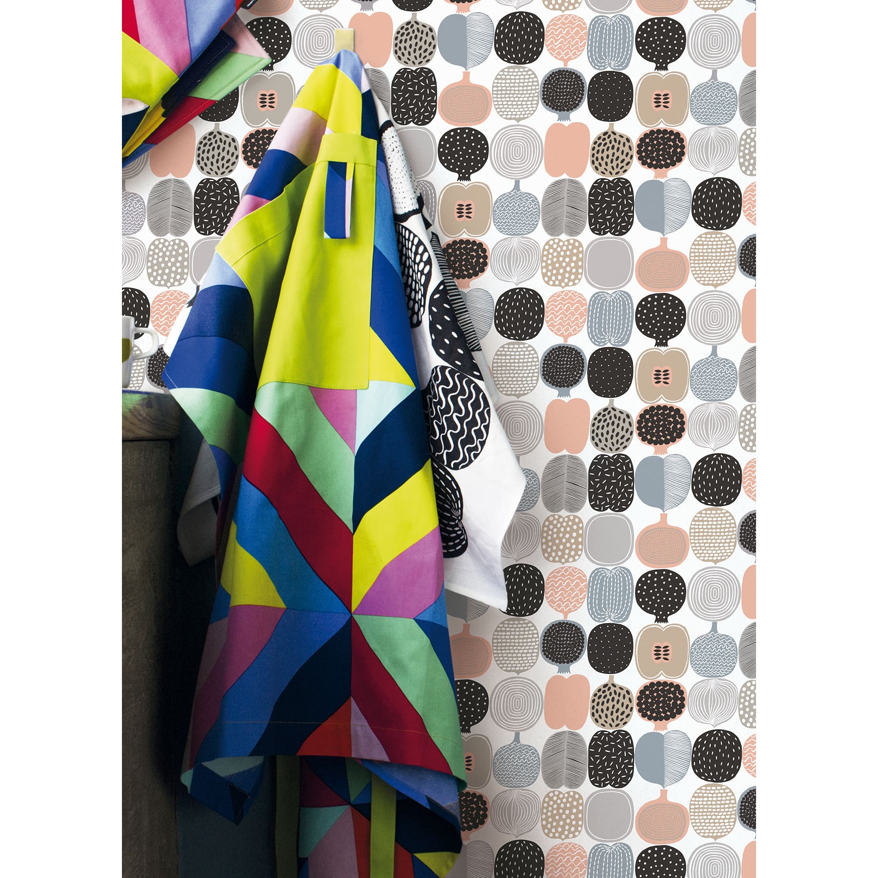 NuWallpaper Marimekko Pink & Gray Kompotti Peel & Stick Wallpaper