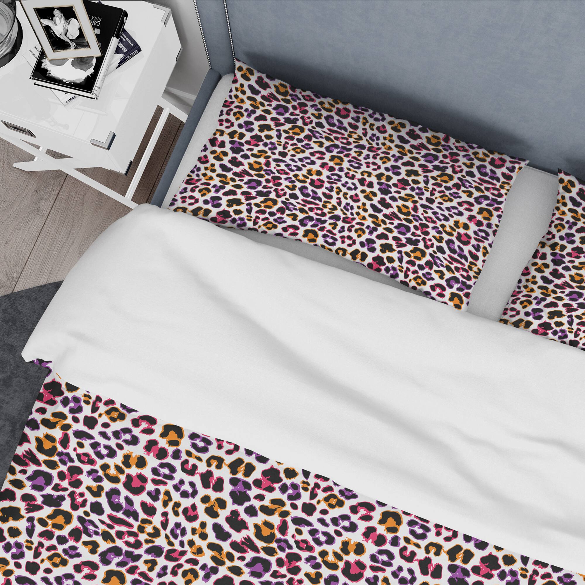 Designart &#x27;Leopard Fur Safari VII&#x27; Mid-Century Duvet Cover Set