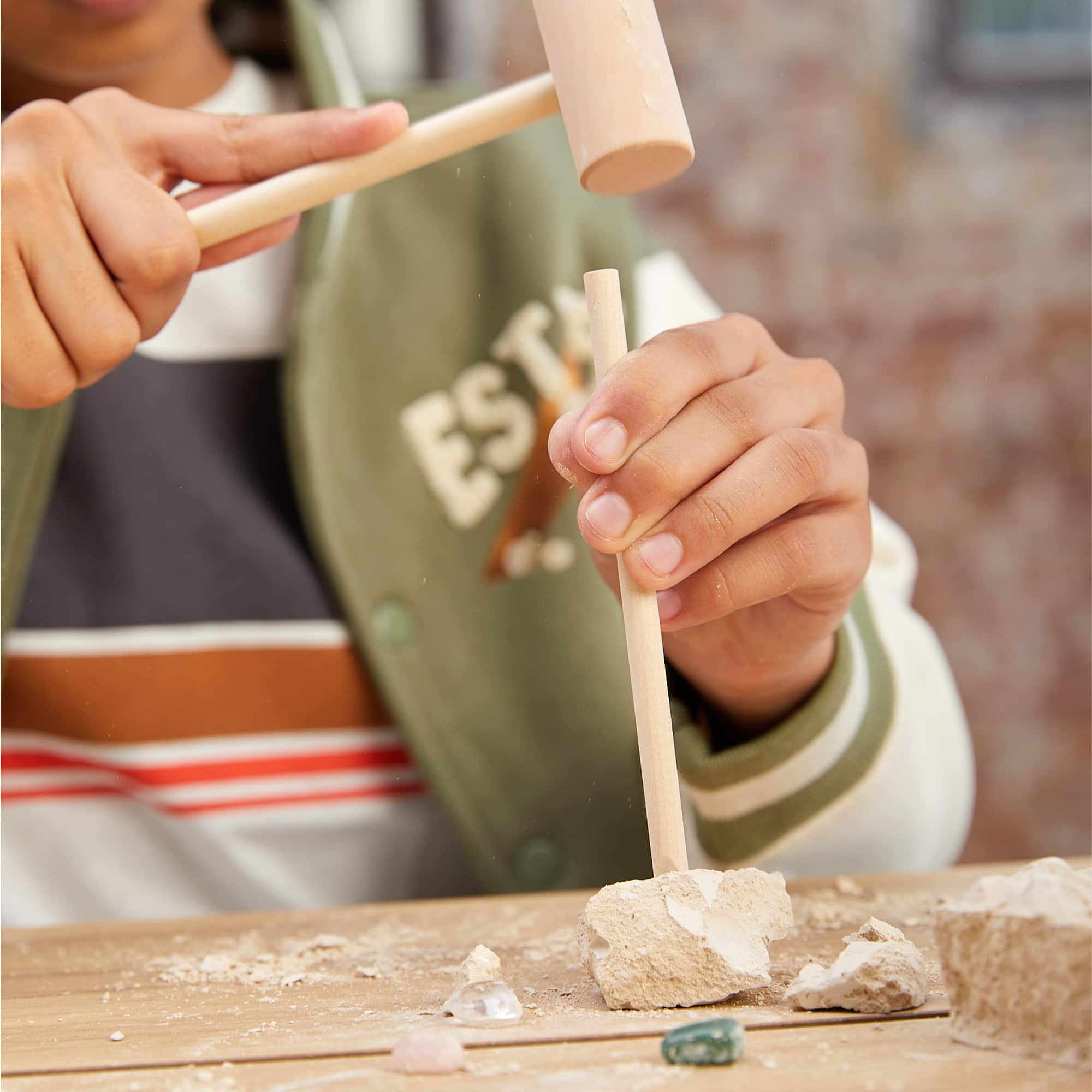 BBC Earth Excavate & Discover Gemstone Dig