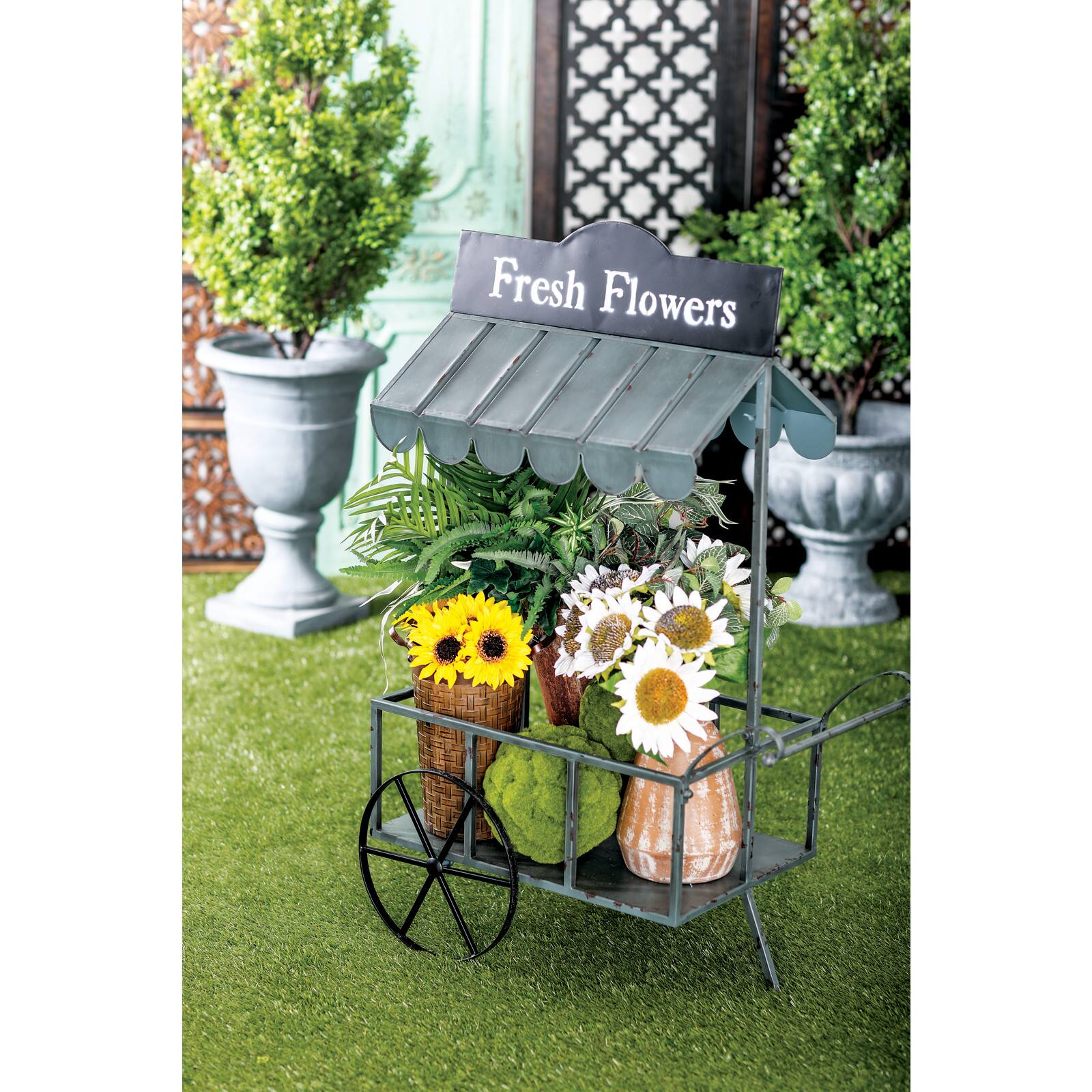 Black Metal Farmhouse Plantstand, 32&#x22; x 44&#x22;