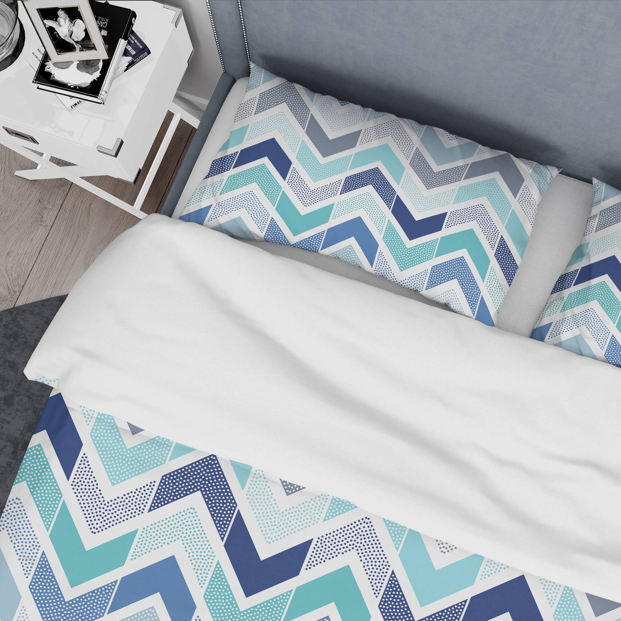 Designart &#x27;Retro dotted blue wave pattern&#x27; Vintage Bedding Set - Duvet Cover &#x26; Shams