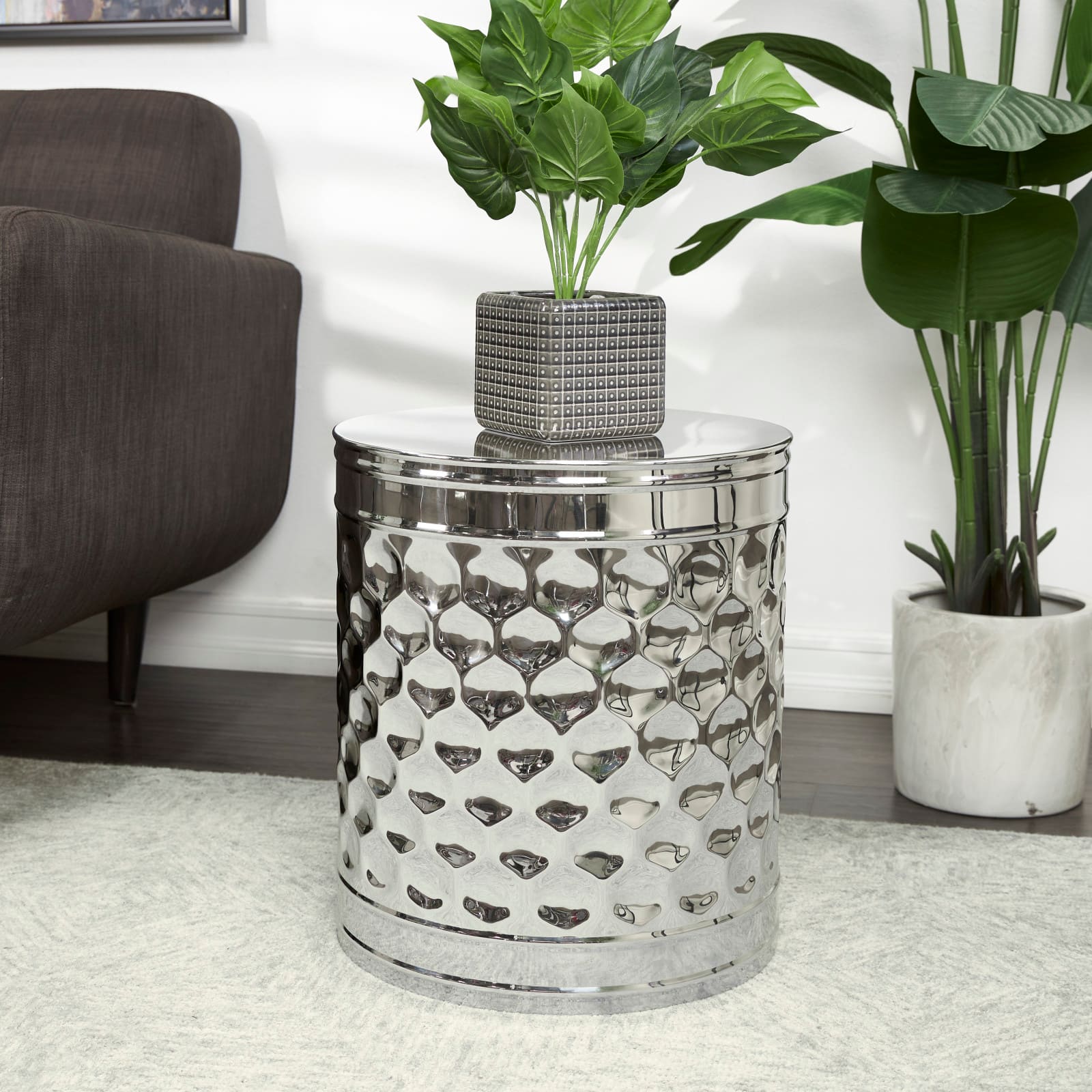 18&#x22; Silver Stainless Steel Drum Geometric Accent Table