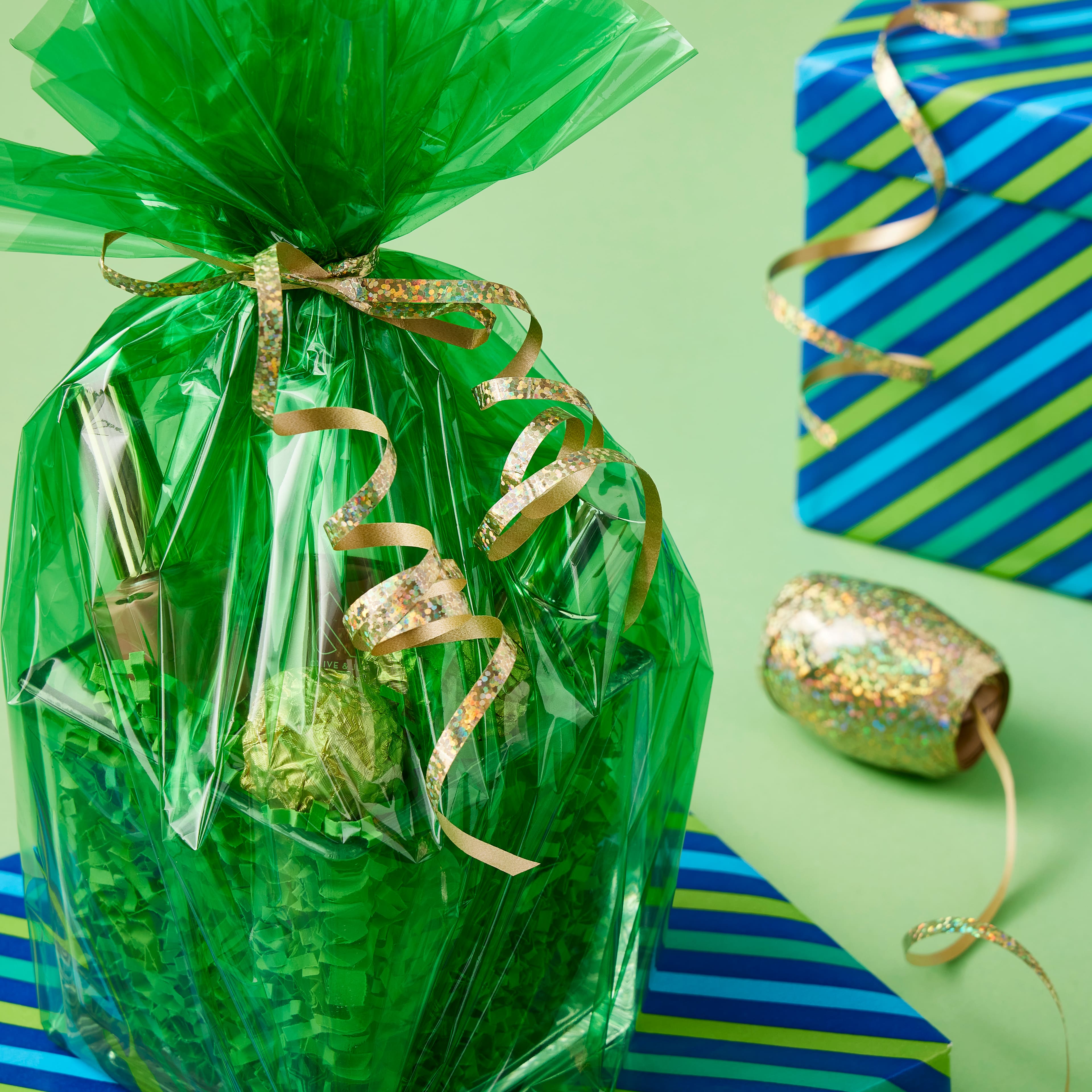 Baril de ruban doré holographique de 20,1 m de Celebrate It