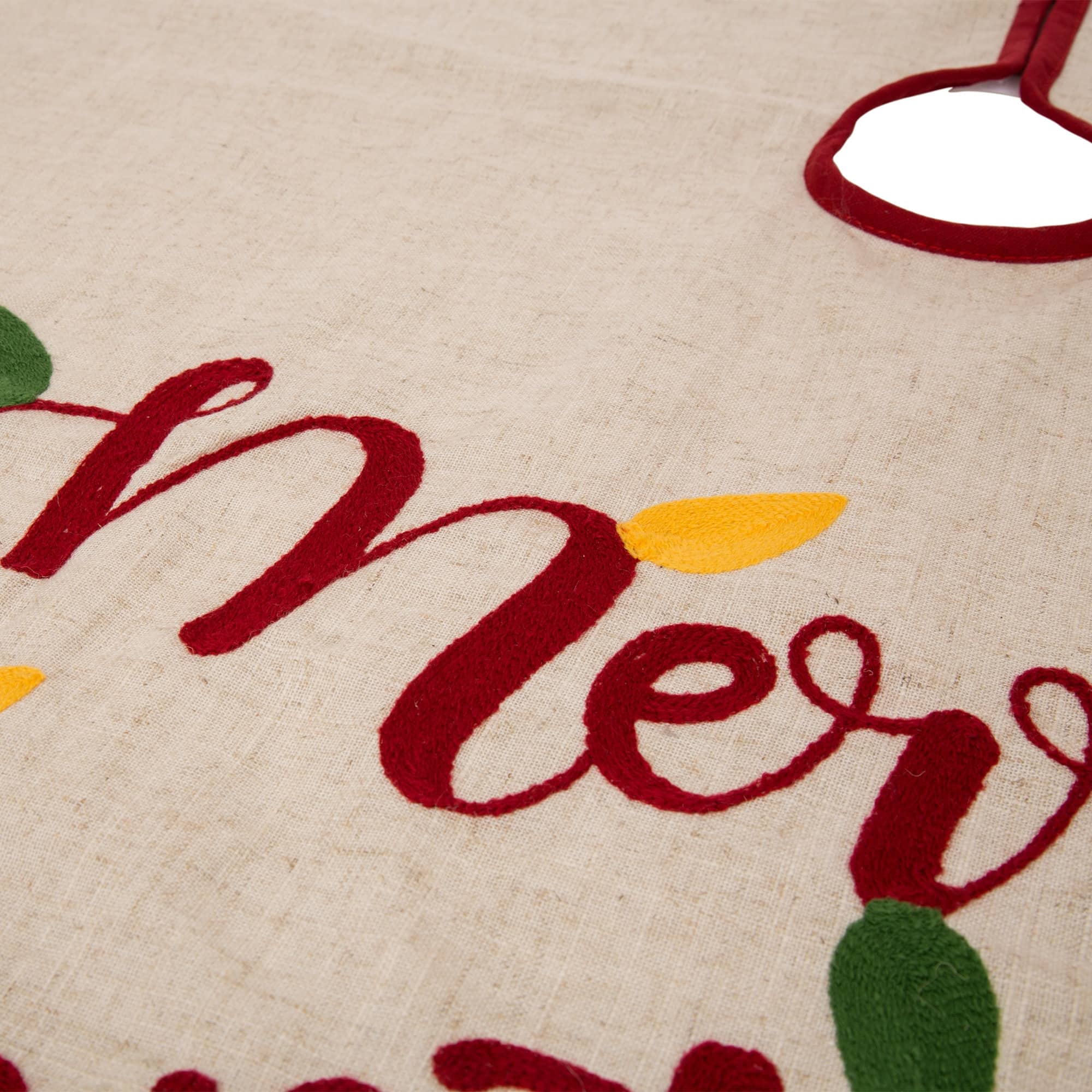Glitzhome&#xAE; 48&#x22; LED Embroidered Merry Christmas Linen Christmas Tree Skirt