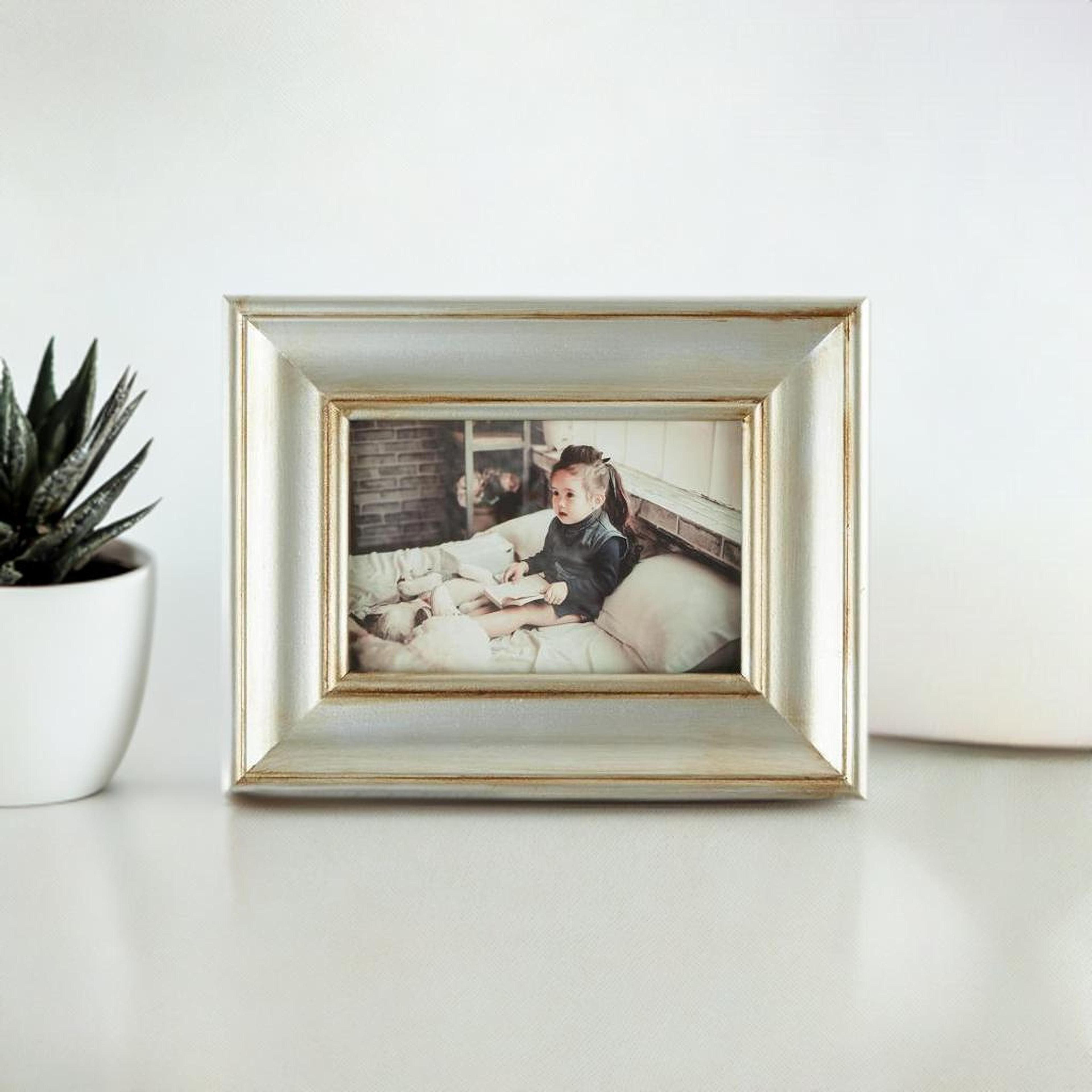DII® Antique Silver Rub 4" x 6" Farmhouse Picture Frame