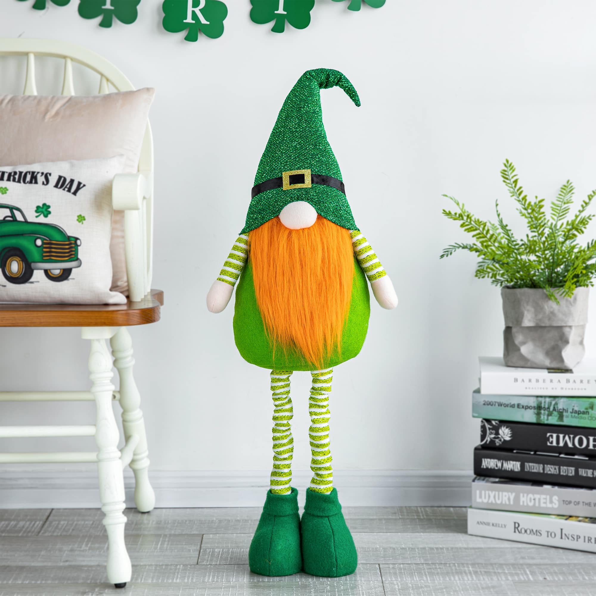 Glitzhome&#xAE; 40&#x22; St. Patrick&#x27;s Telescoped Fabric Standing Gnome D&#xE9;cor