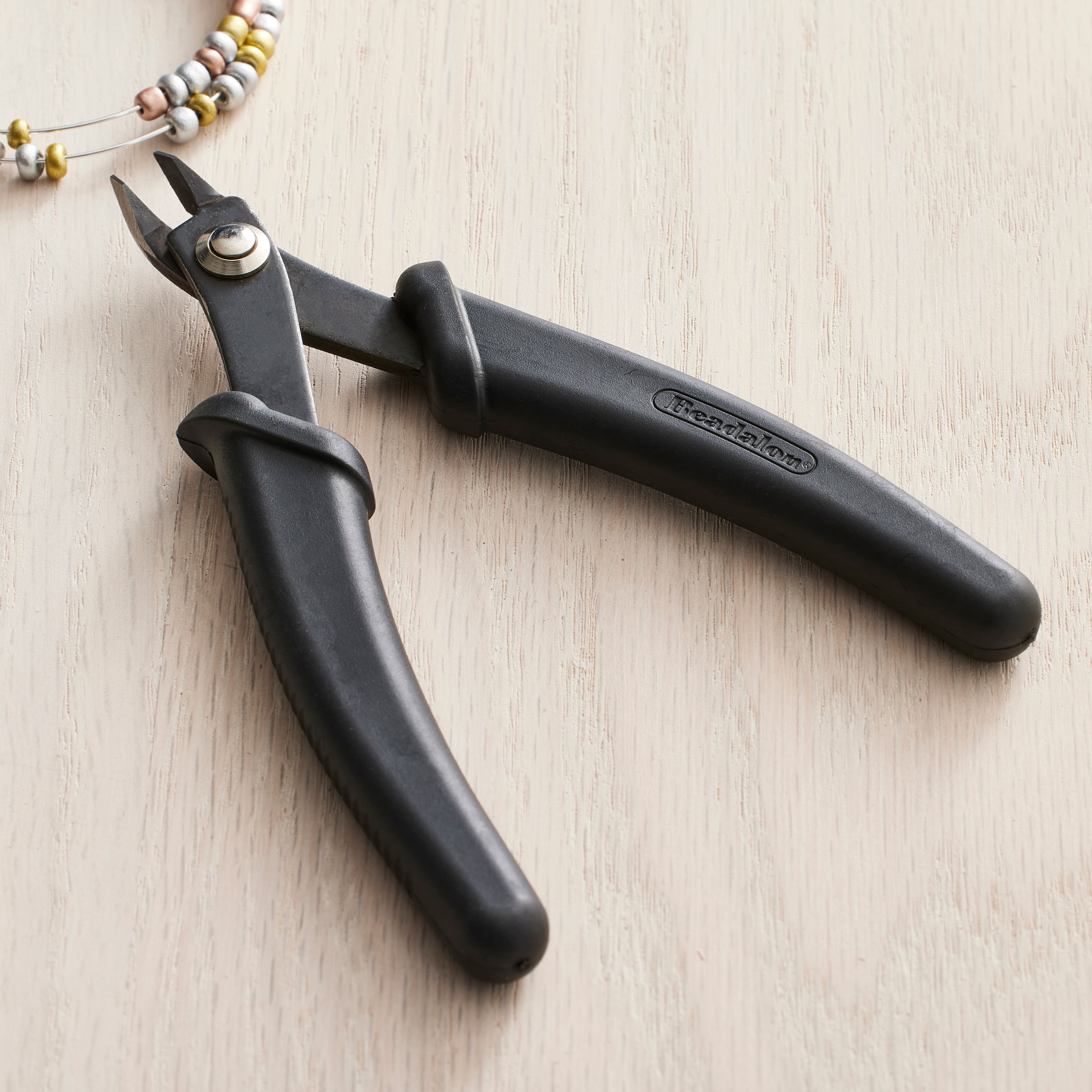 12 Pack: Beadalon&#xAE; Nipper Tool