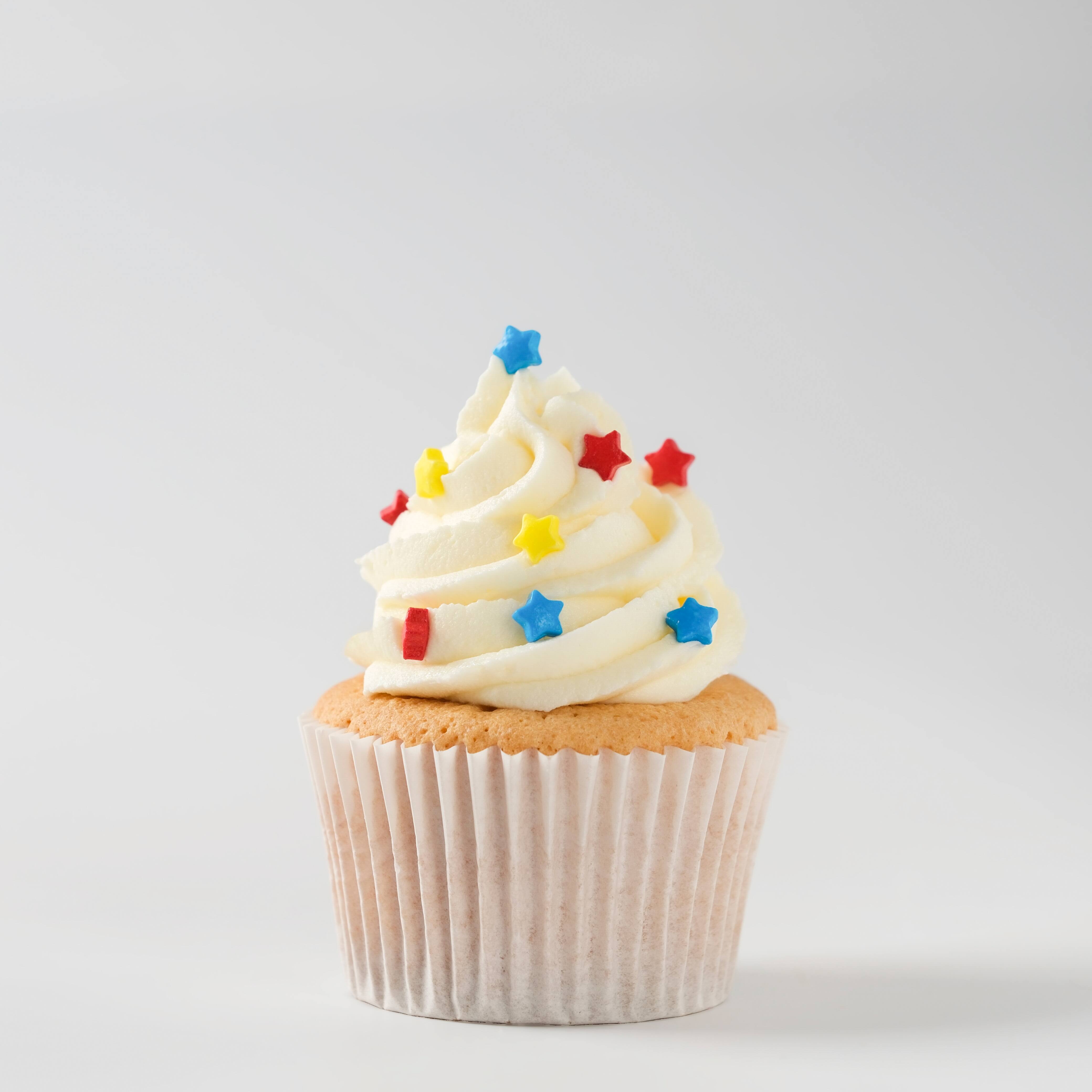 PME Cake Sweet Street&#xAE; Blue, Yellow &#x26; Red Star Sprinkles