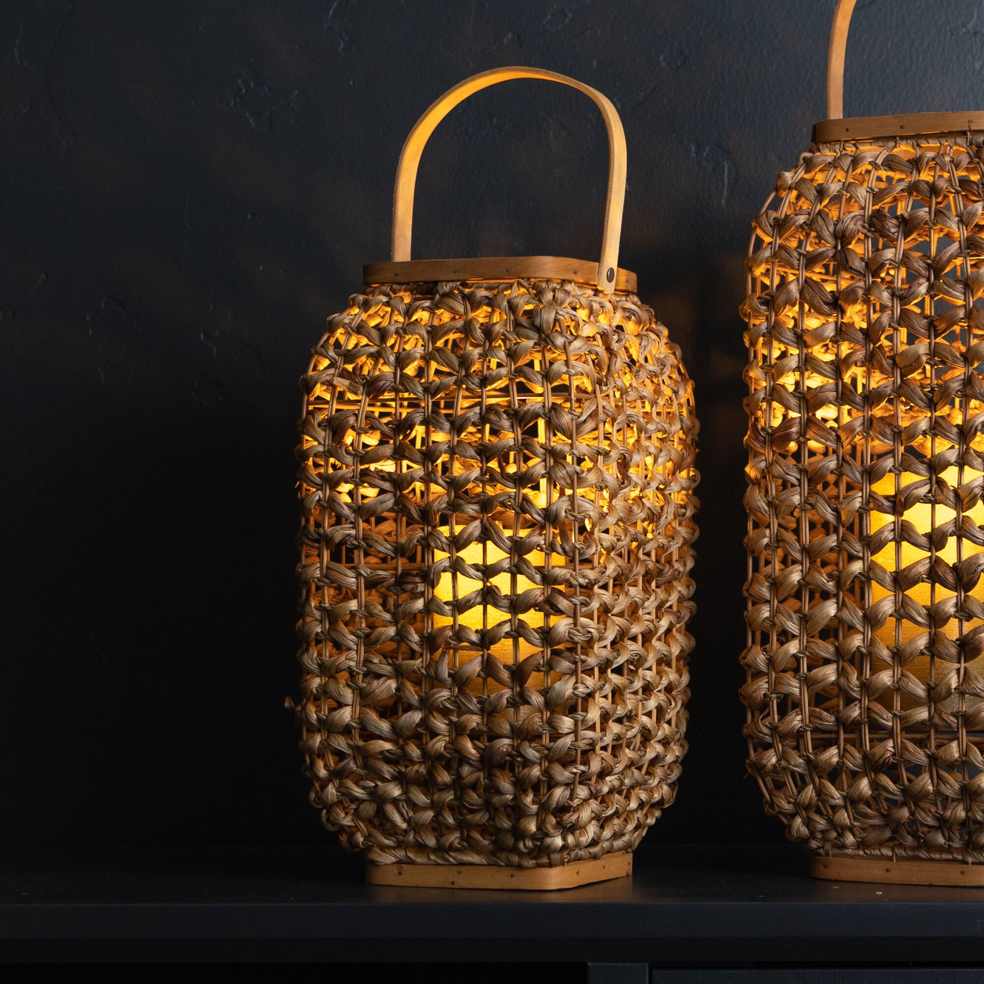 21.5&#x22; Wicker Lantern