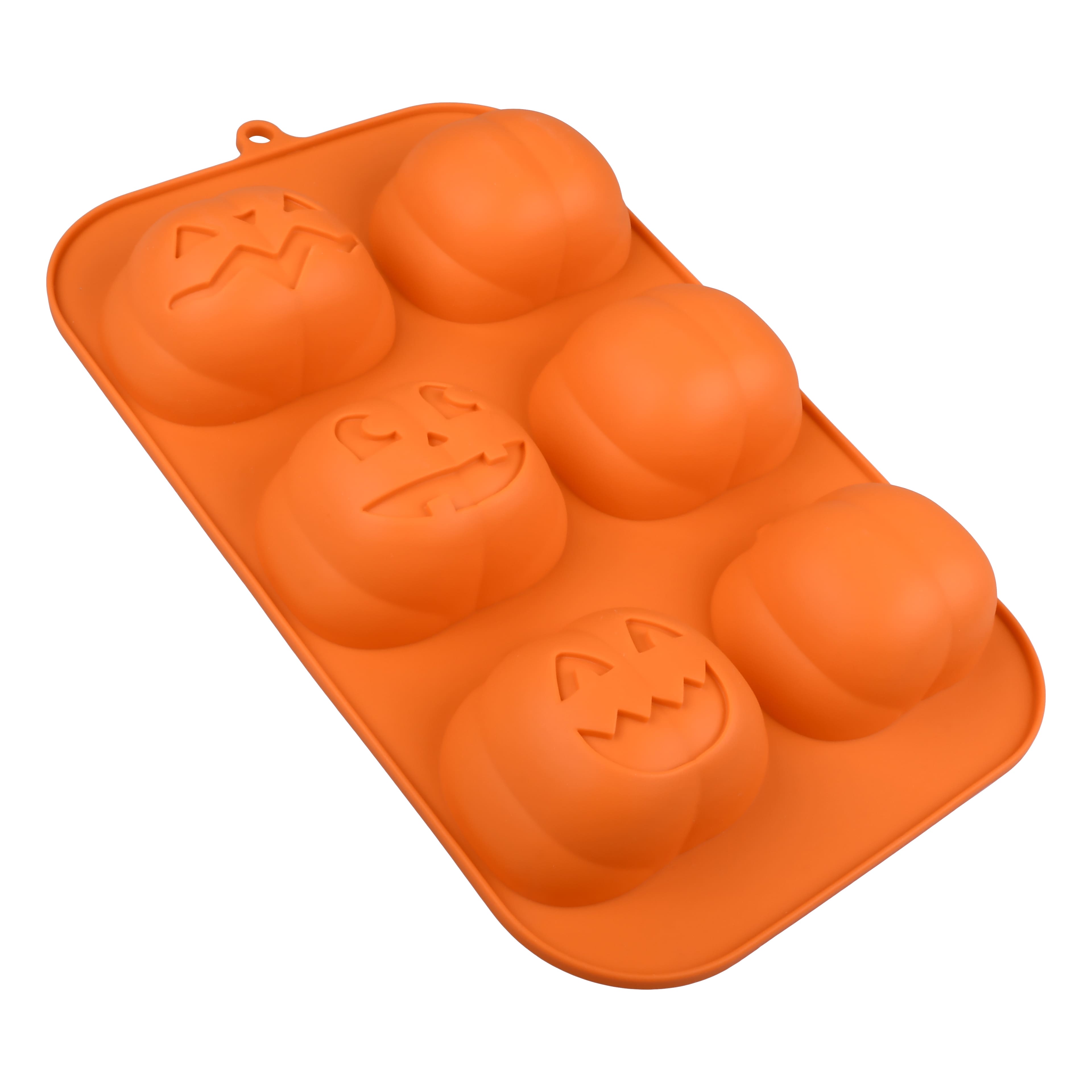 Jack-o&#x27;-Lantern 3D Silicone Treat Mold by Makery&#x2122;