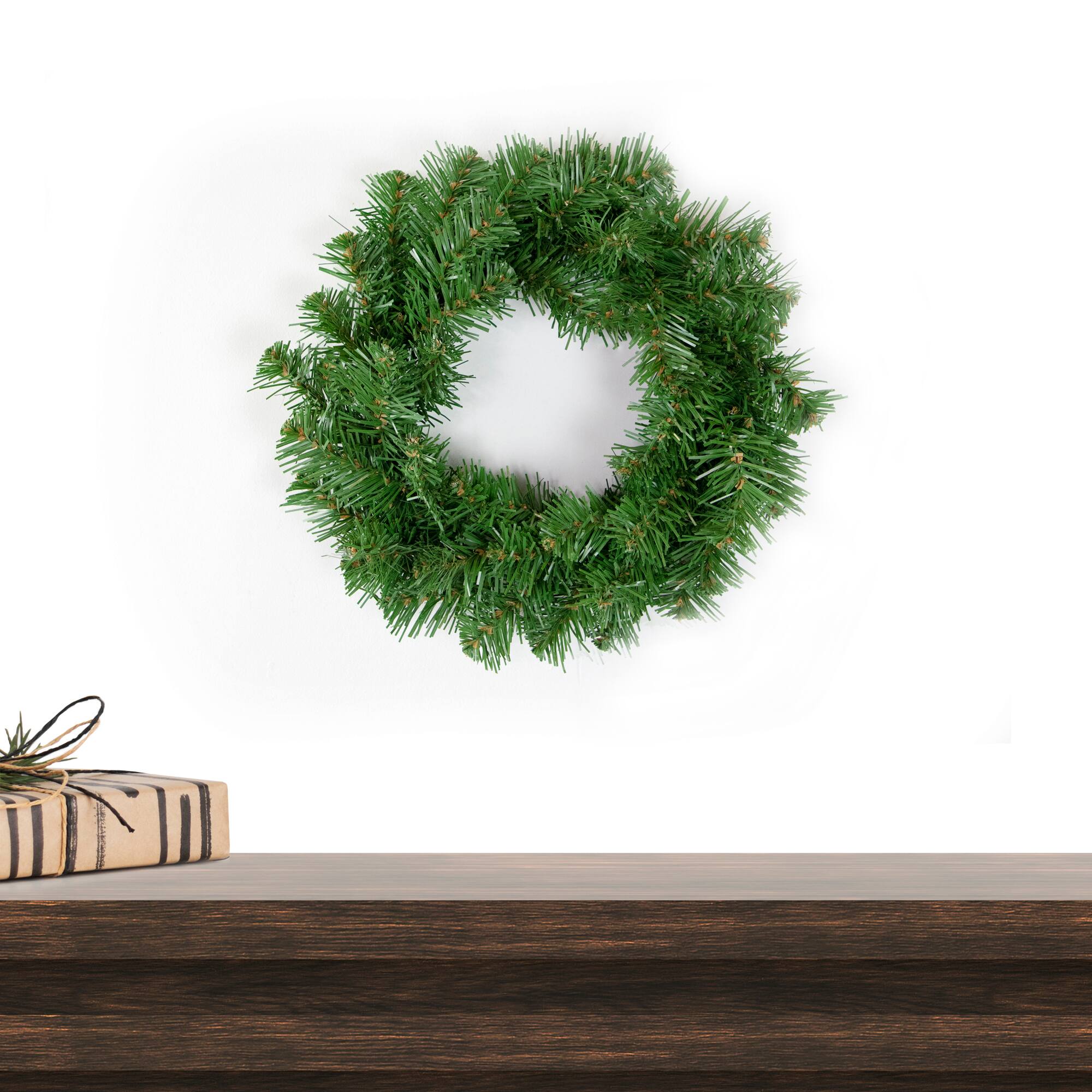 12" 2-Tone Green Canadian Pine Wreath