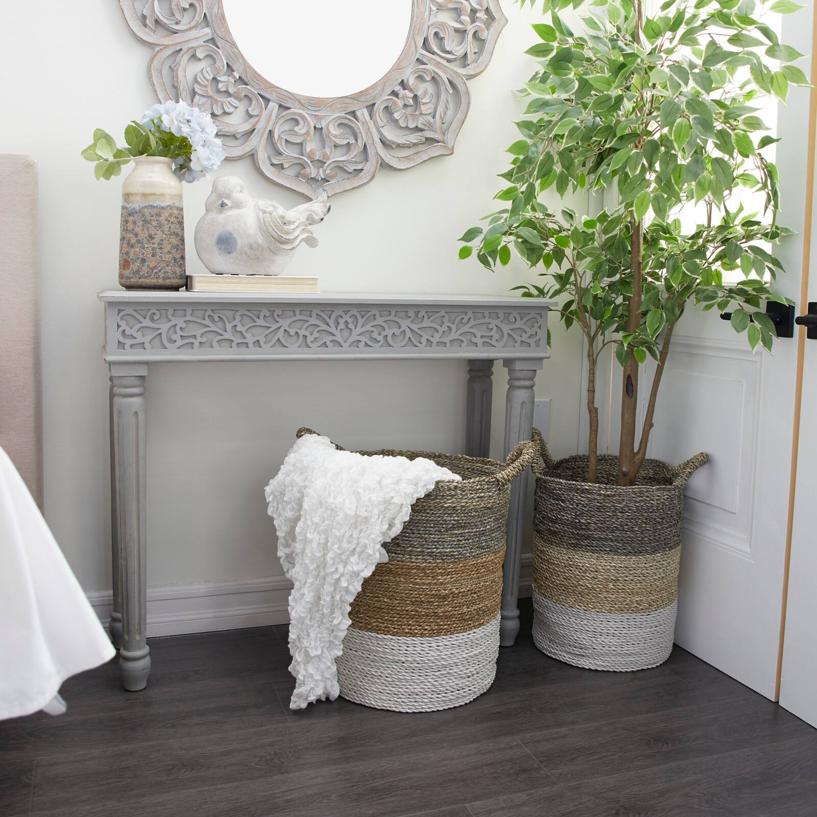 Grey Farmhouse Mango Wood Console Table, 30" x 36"