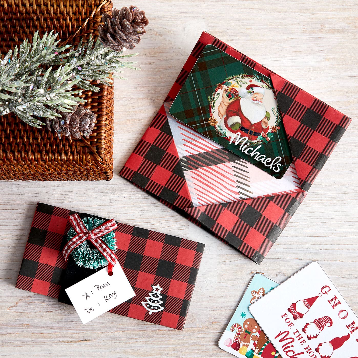 FREE Mini Canvas Gift Card Holder Event at Michaels