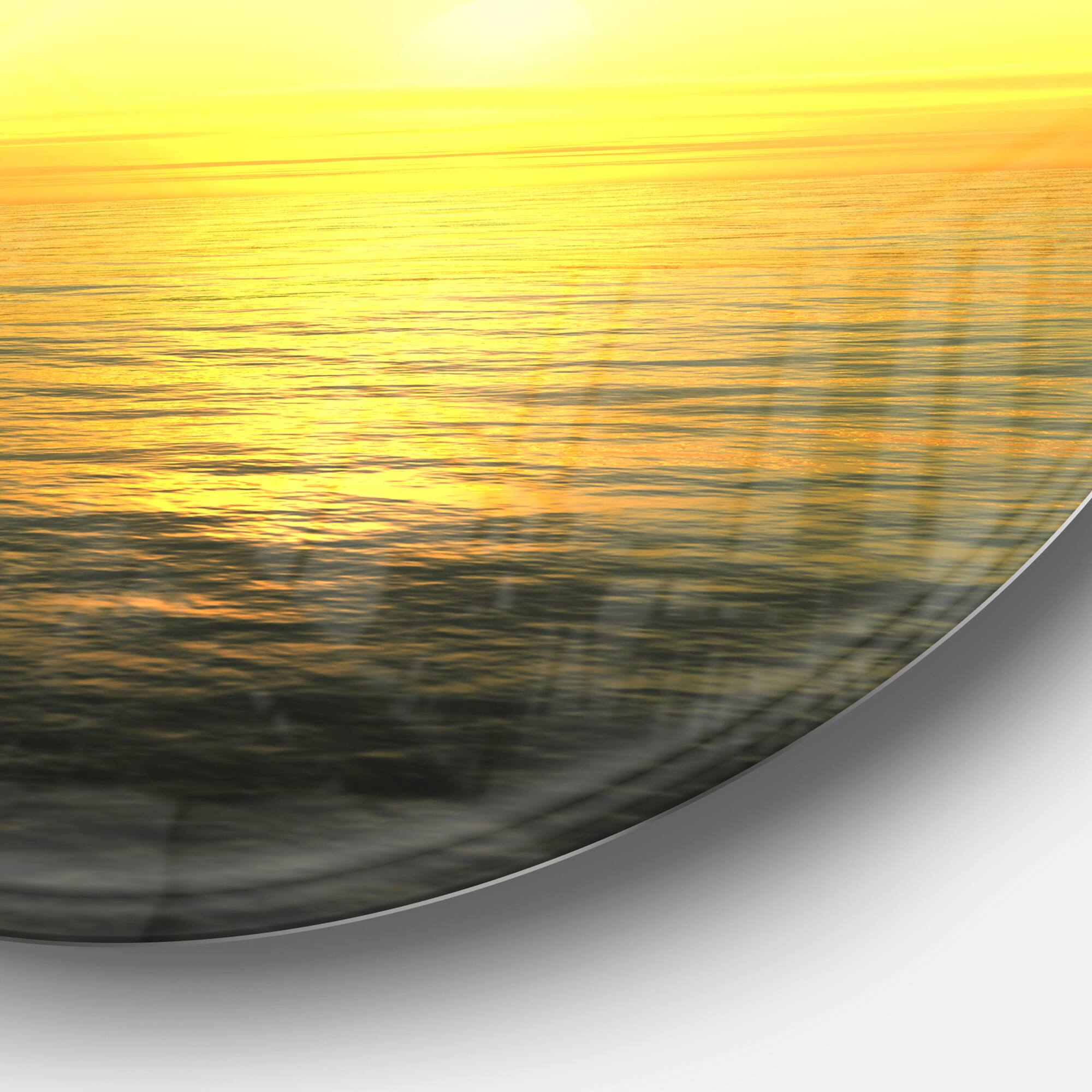 Designart - Brilliant Yellow Sunrise over Waters' Beach Photo Metal Circle Wall Art
