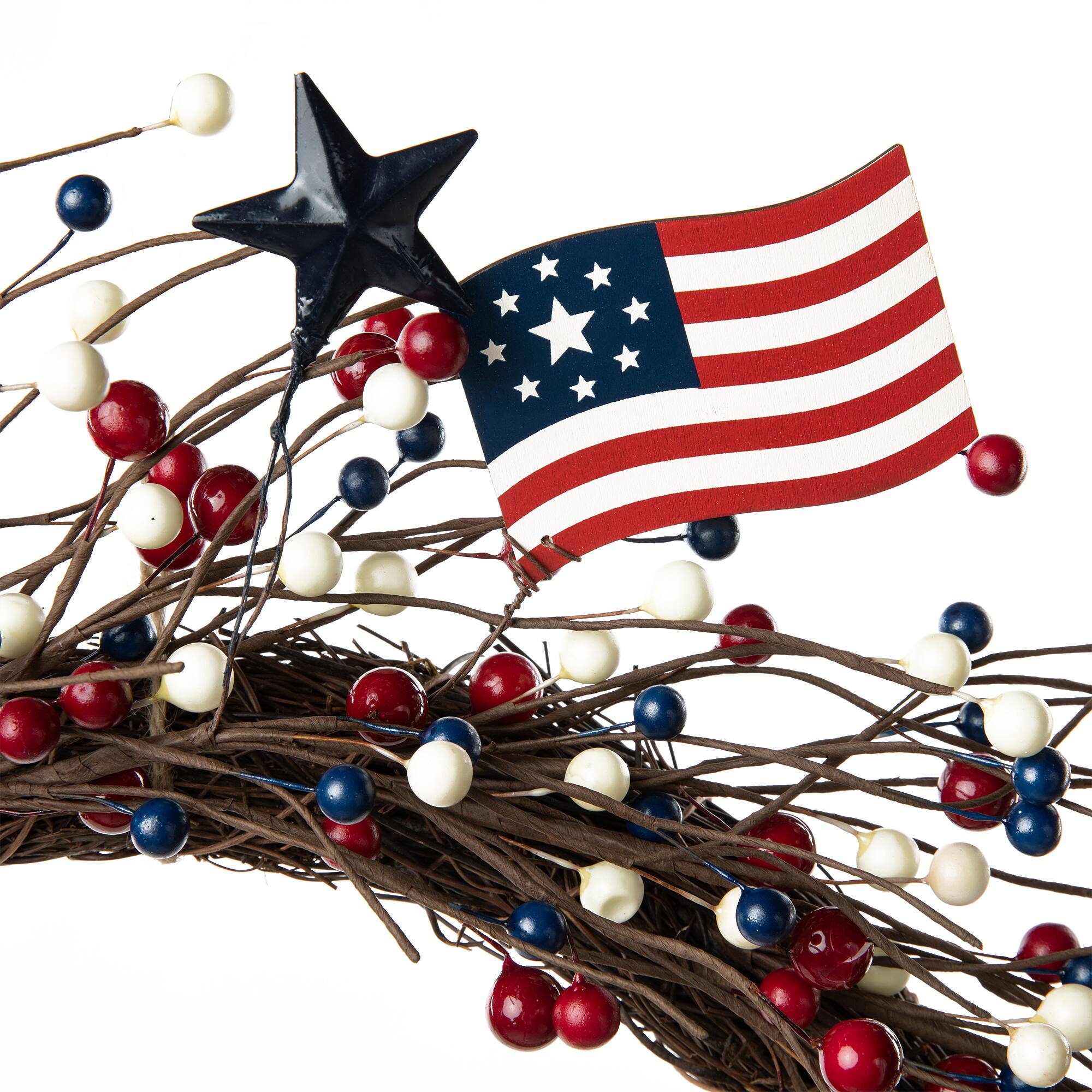 Glitzhome&#xAE; 22&#x22; Americana Flag &#x26; Berry Wreath