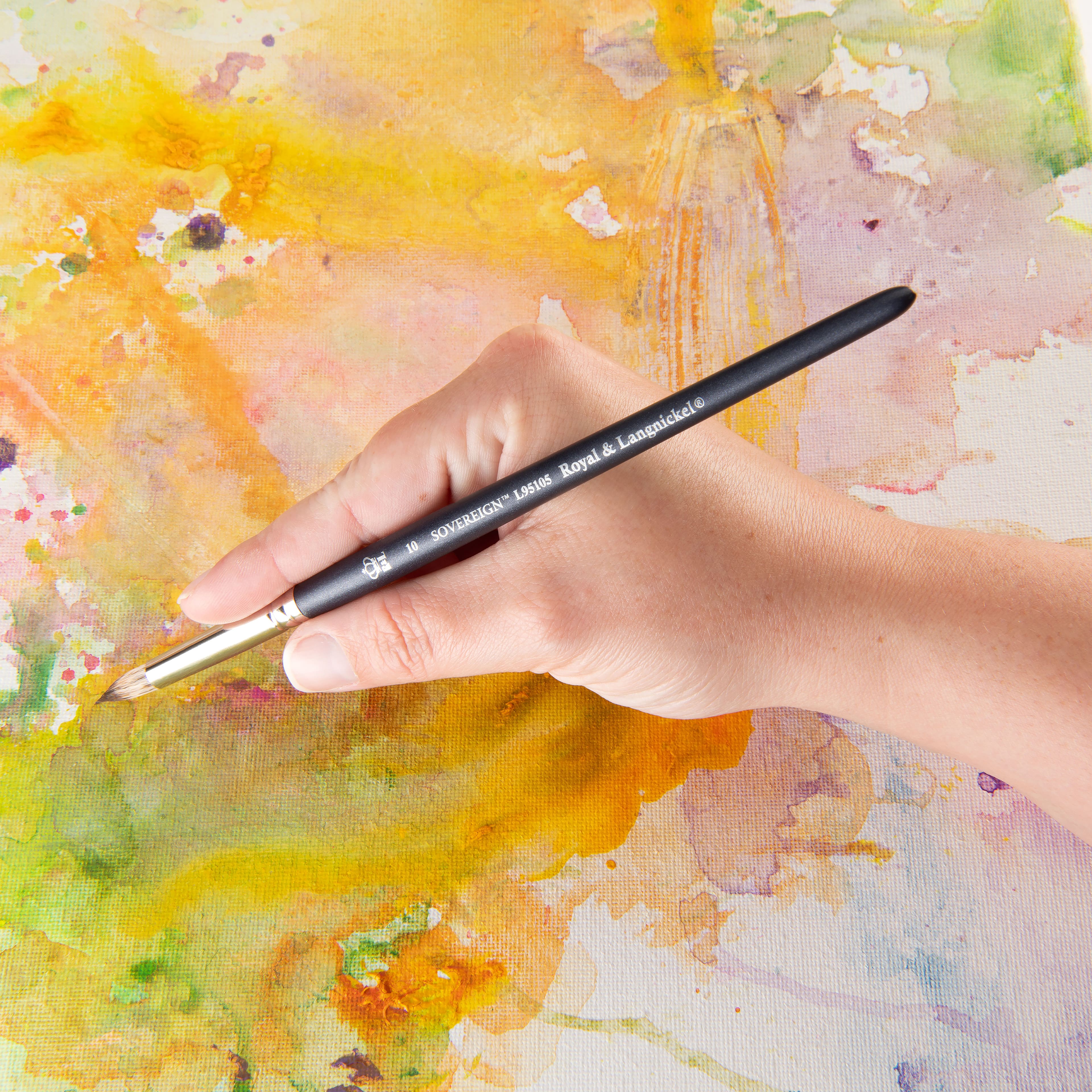 Royal &#x26; Langnickel&#xAE; Sovereign&#x2122; Synthetic Short Handle Round Brush