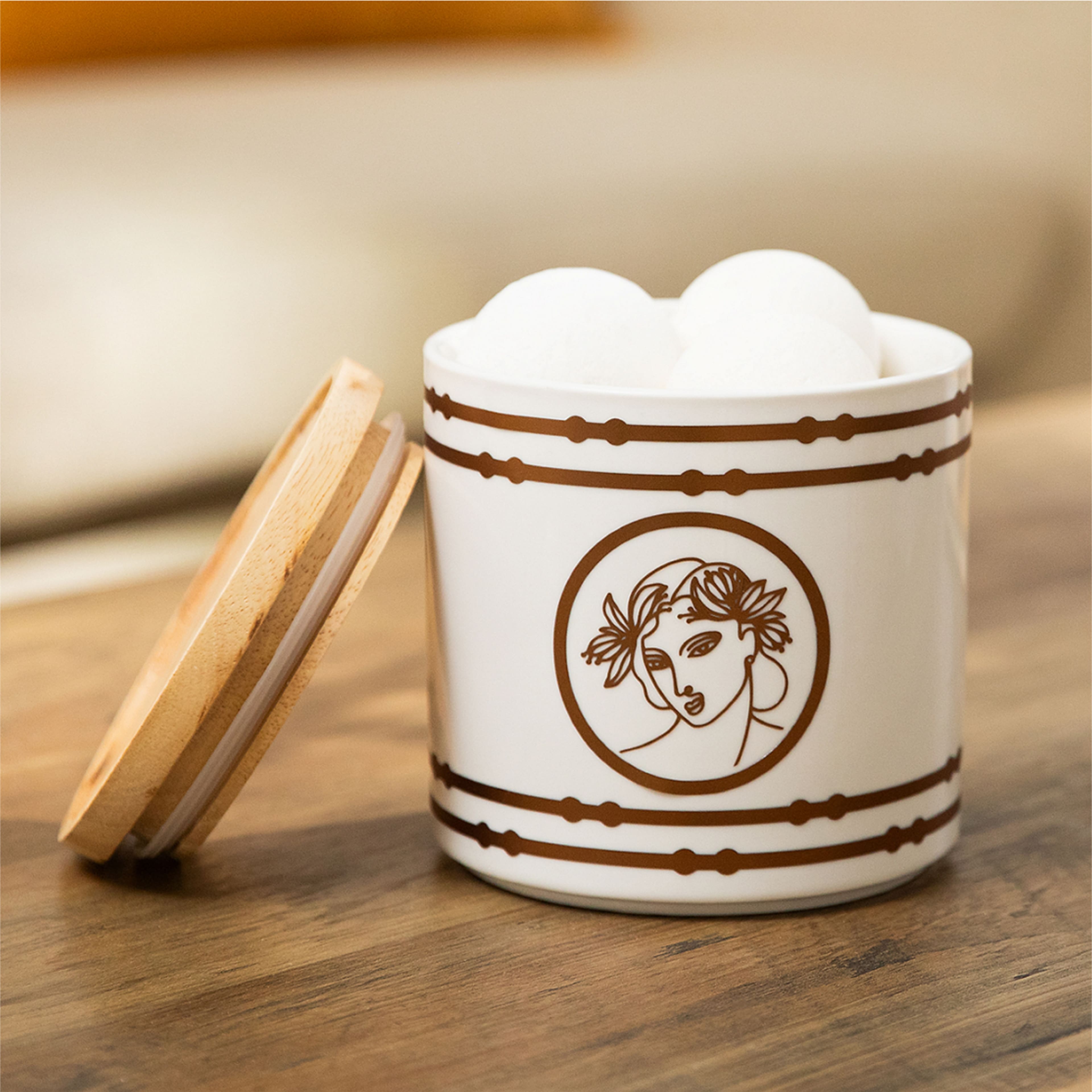 Cricut Explore&#xAE; 4 in Seashell &#x26; Digital Content