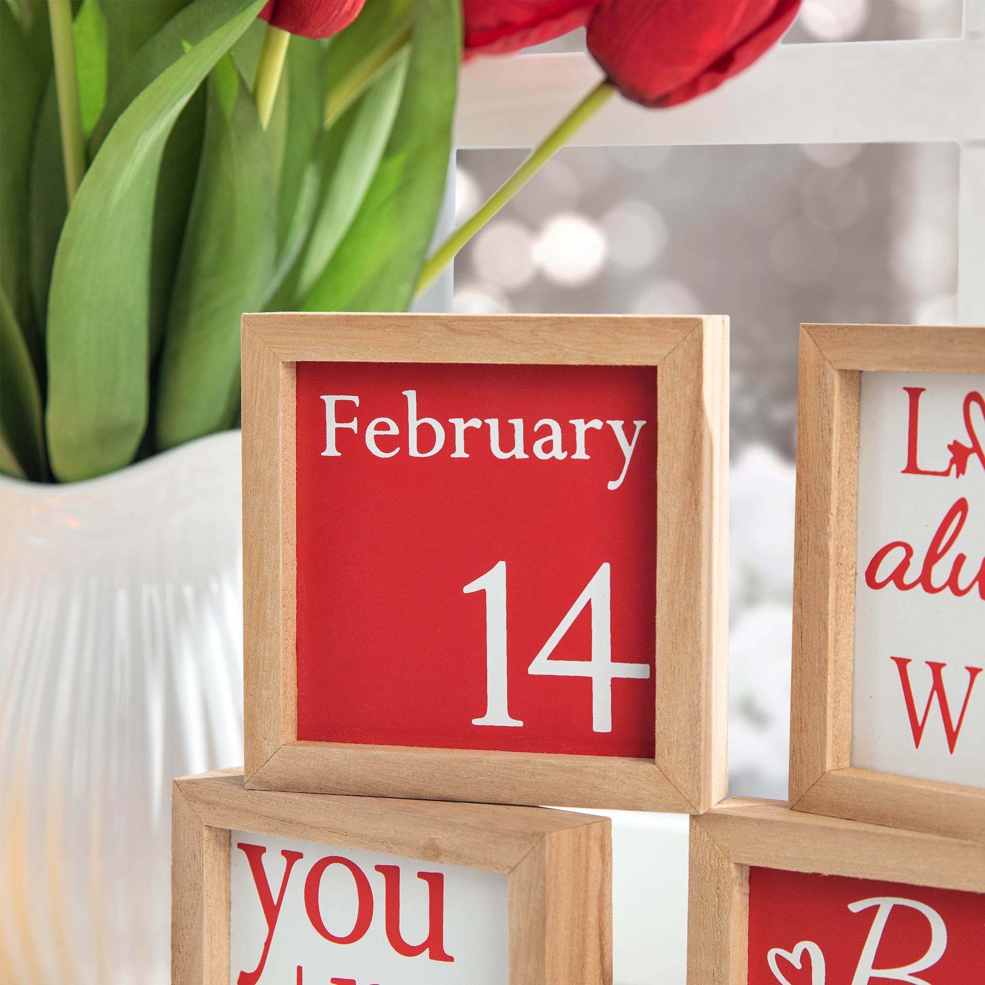 Glitzhome&#xAE; 4&#x22; Valentine&#x27;s Wooden Block Table D&#xE9;cor Set