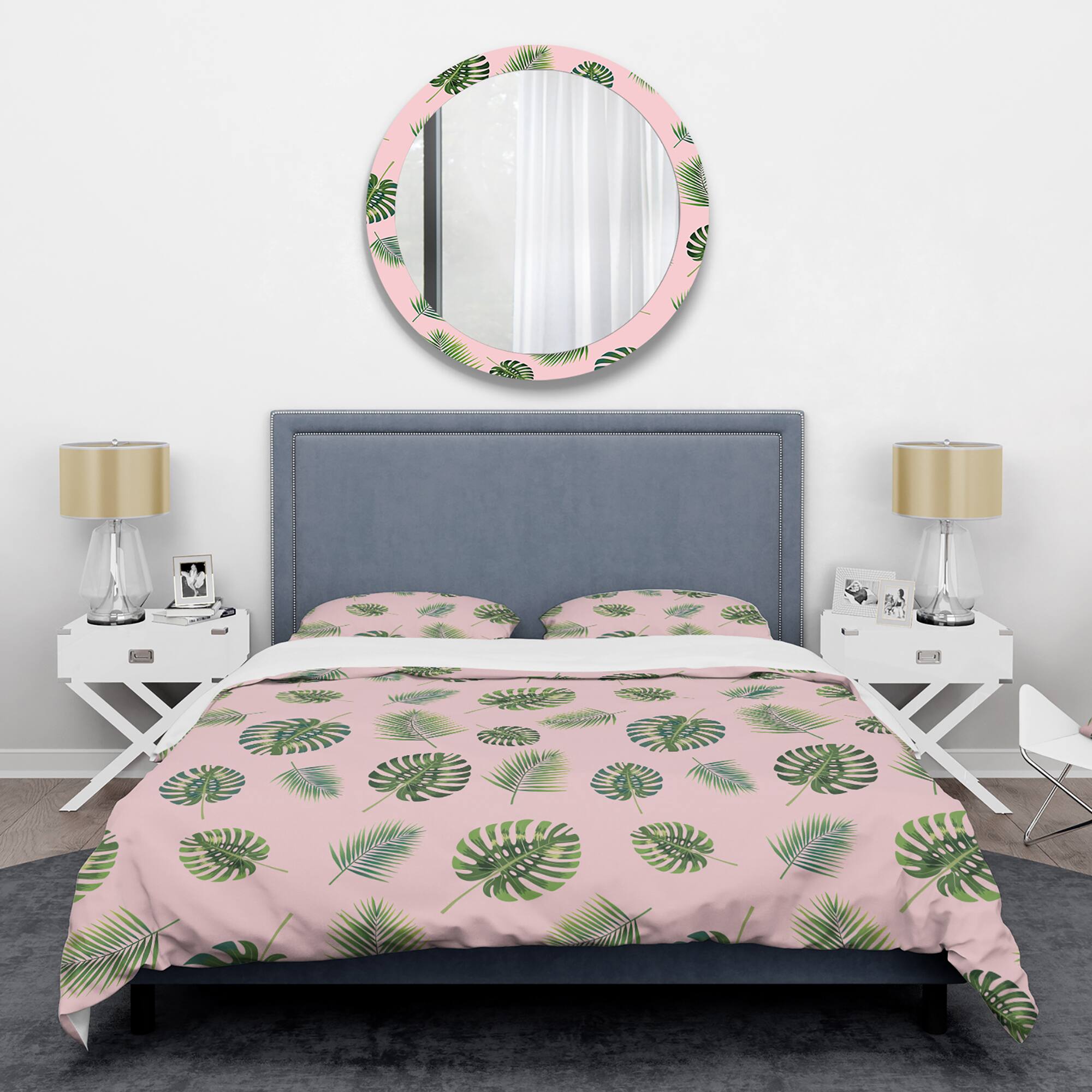 Designart &#x27;Palm Tropical leaves pattern.&#x27; Mid-Century Duvet Cover Set