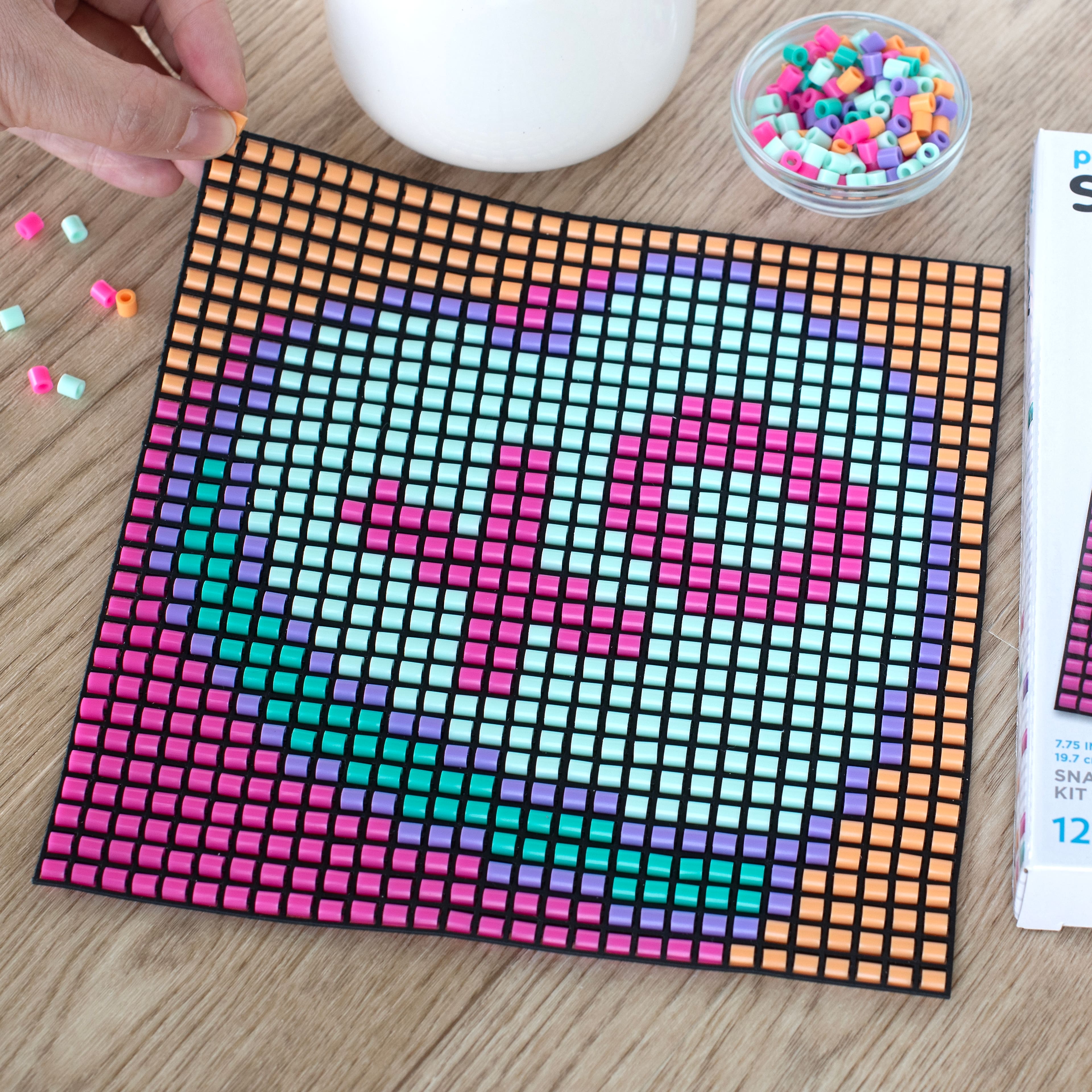 Perler&#x2122; Snappix&#x2122; XO Heart Bead Craft Kit