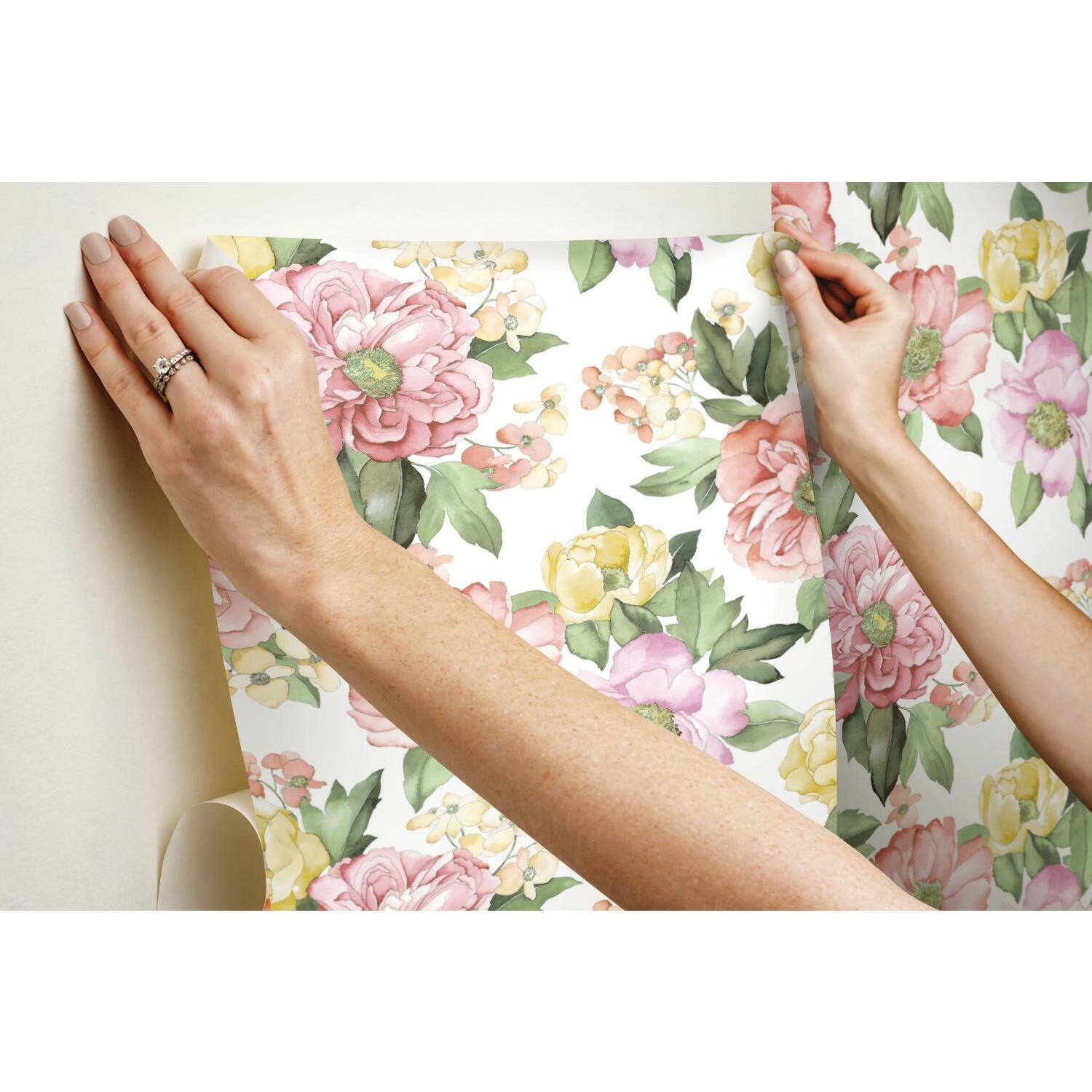 RoomMates Watercolor Floral Bouquet Peel & Stick Wallpaper