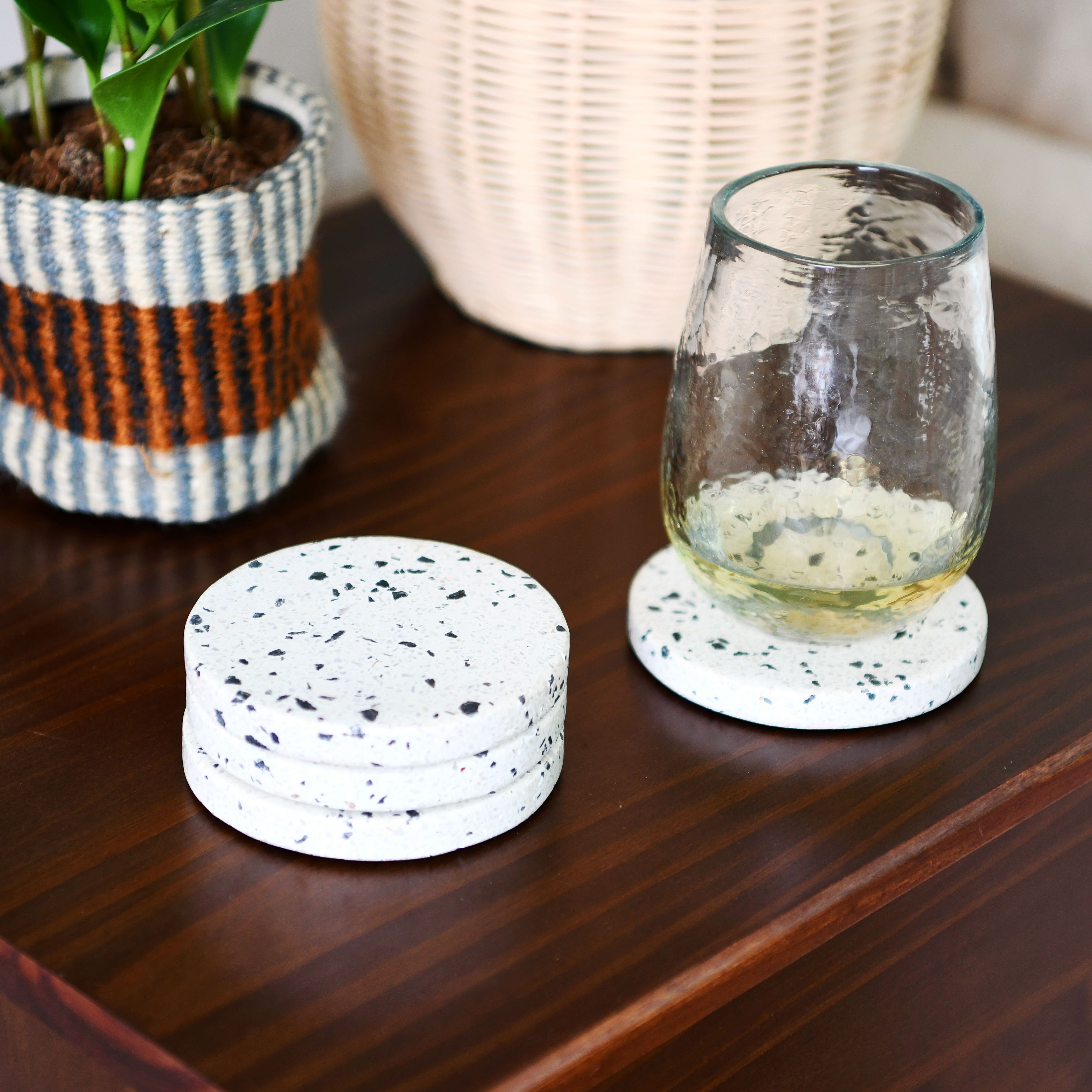 White Round Terrazzo Coaster Set