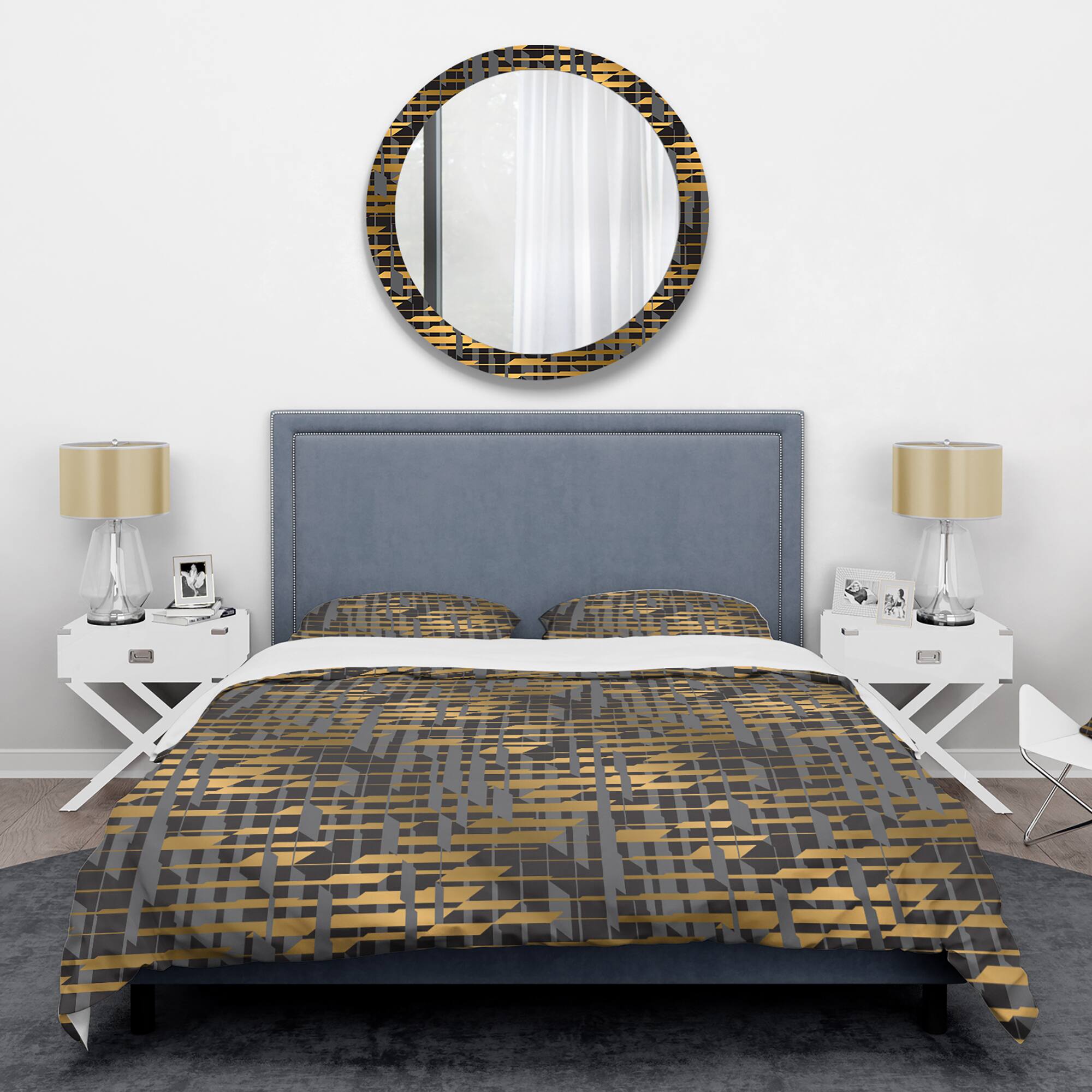 Designart &#x27;Gold Checkered Pattern I&#x27; Mid-Century Duvet Cover Set