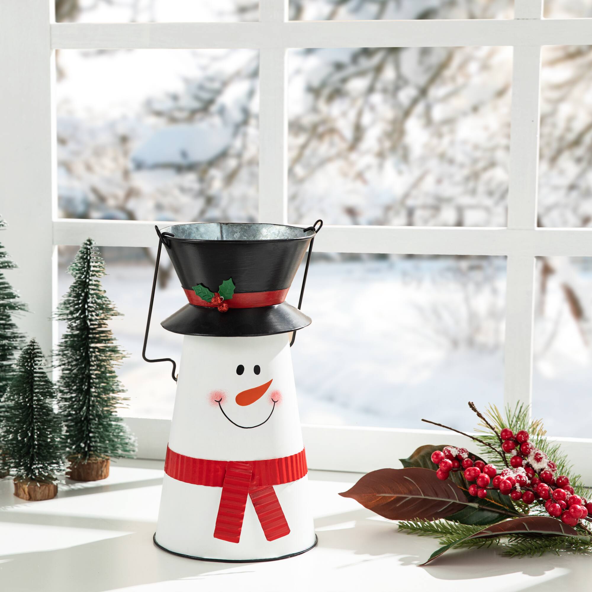 Glitzhome® 19.5" Metal Snowman Decorative Bucket