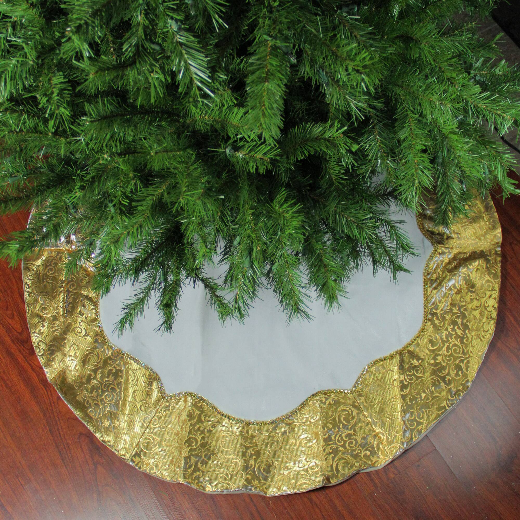 48" Metallic Gold Flourish Tree Skirt