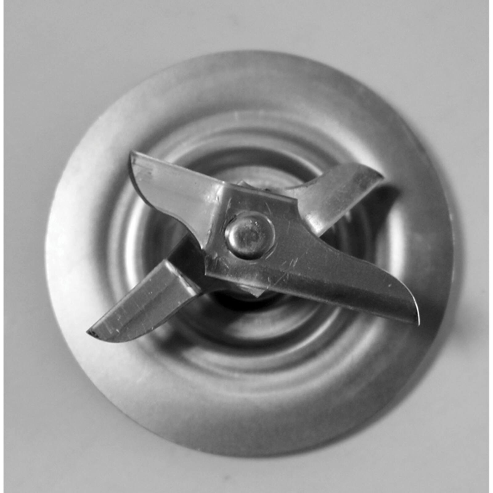 Koblenz Kitchen Magic 1.5 Liter 10 Speed & 2 Pulses Glass Jar Blender