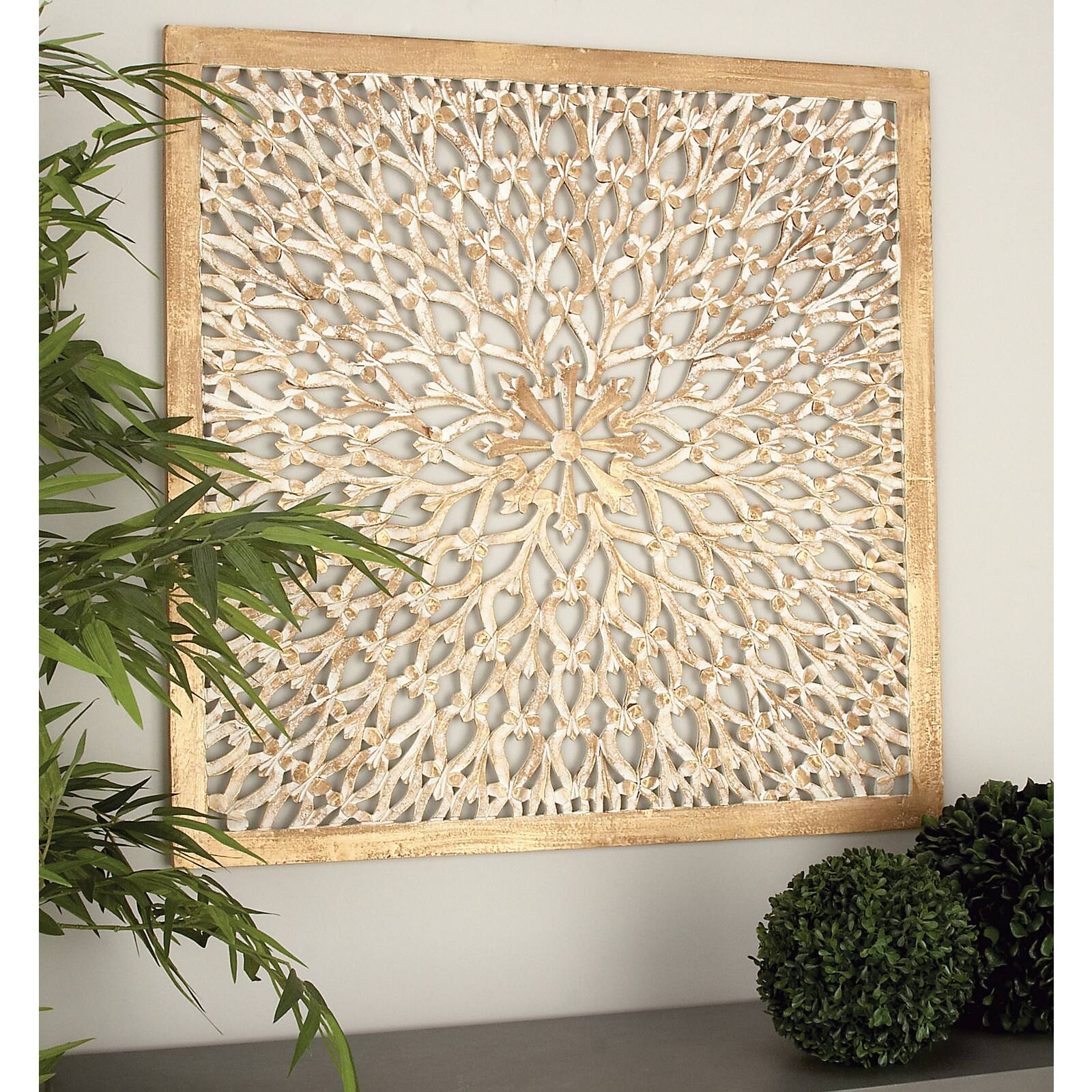 36&#x22; Tan Traditional Ornamental Wood Wall D&#xE9;cor