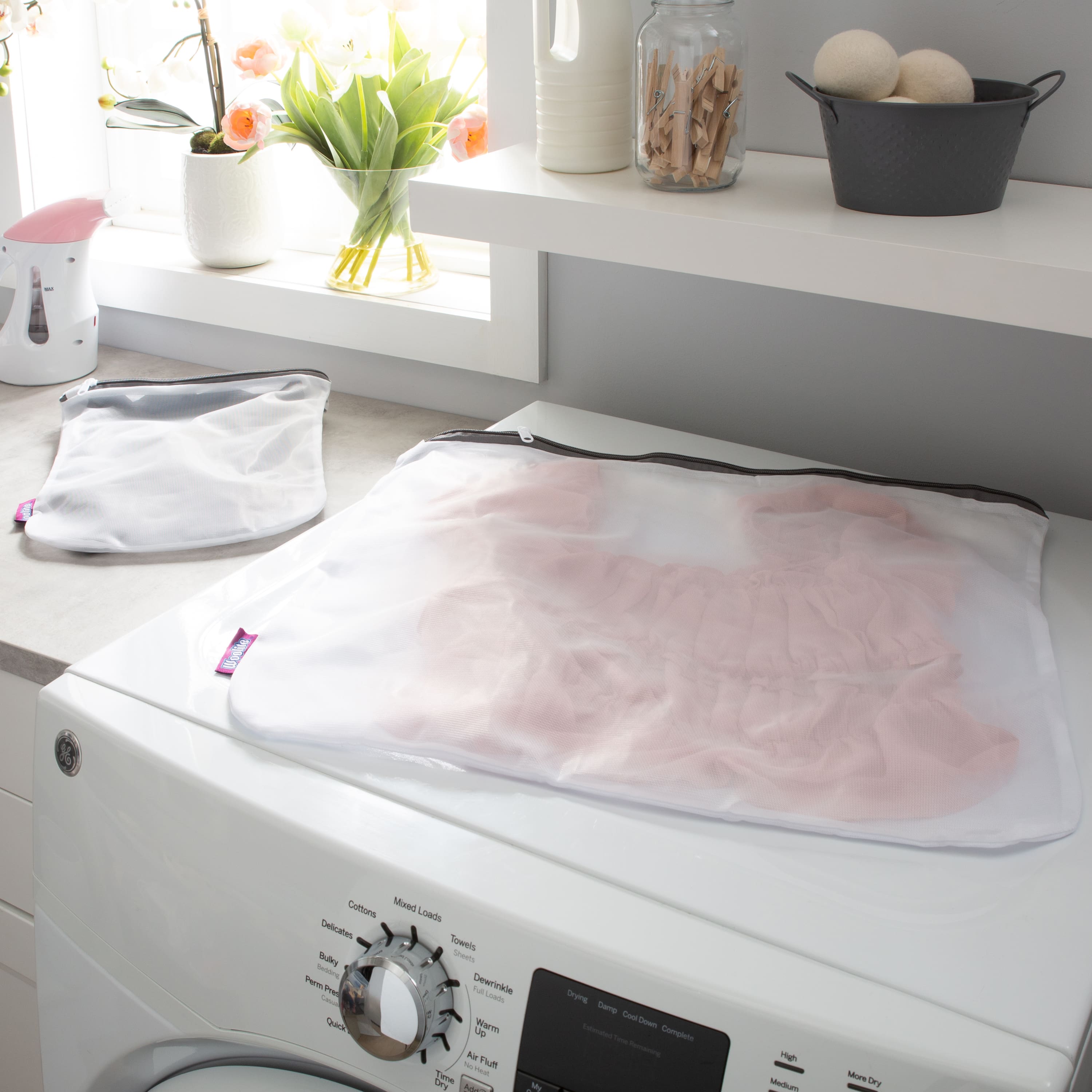 Woolite&#xAE; Mesh Wash Bags, 2ct.