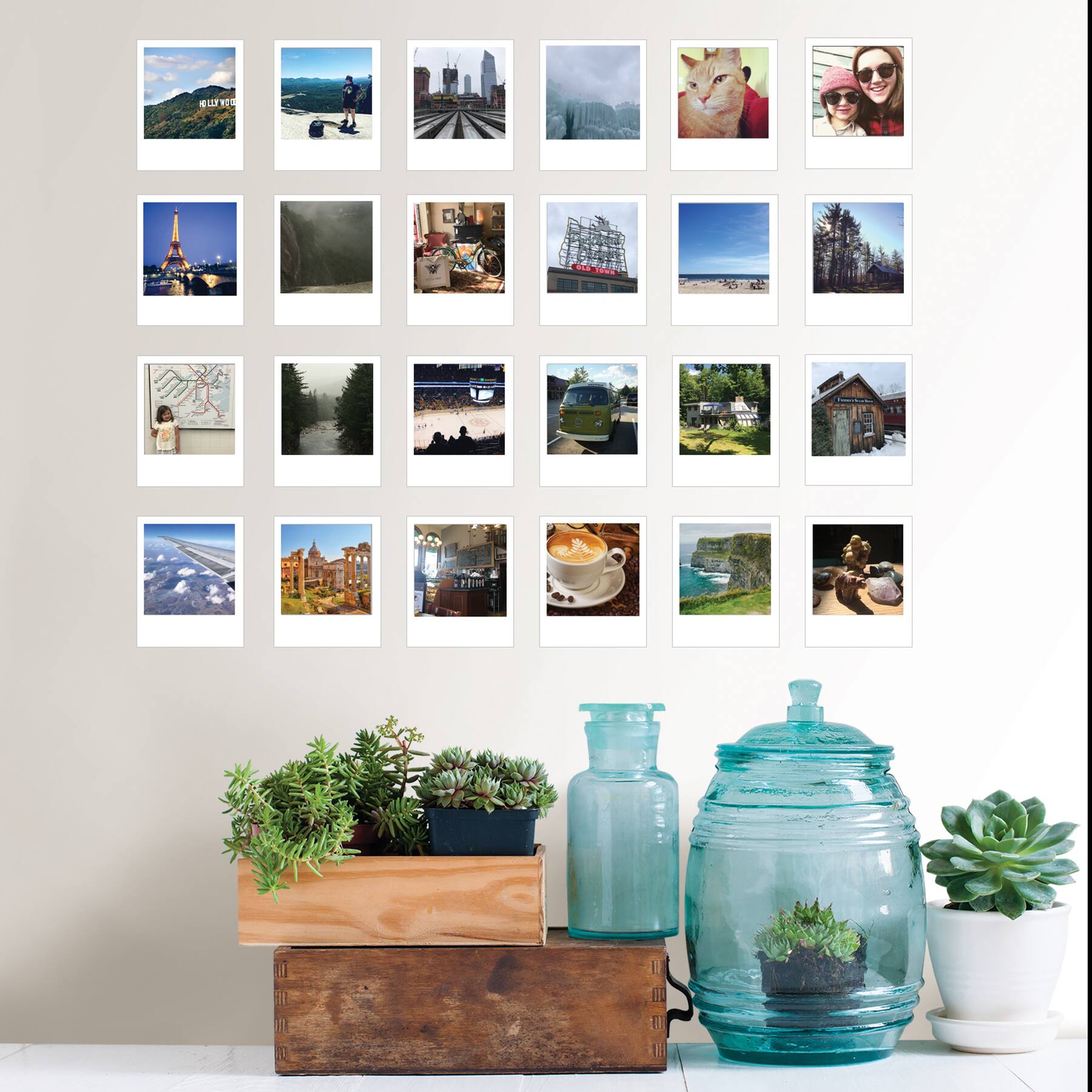 WallPops Snapshot Frames Wall Art Kit 