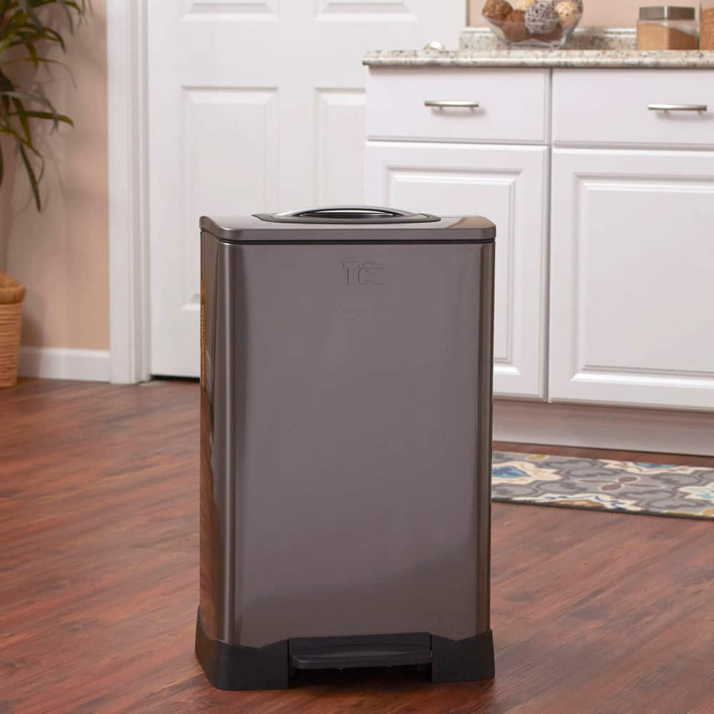 Household Essentials Trash Compactor Trash Can