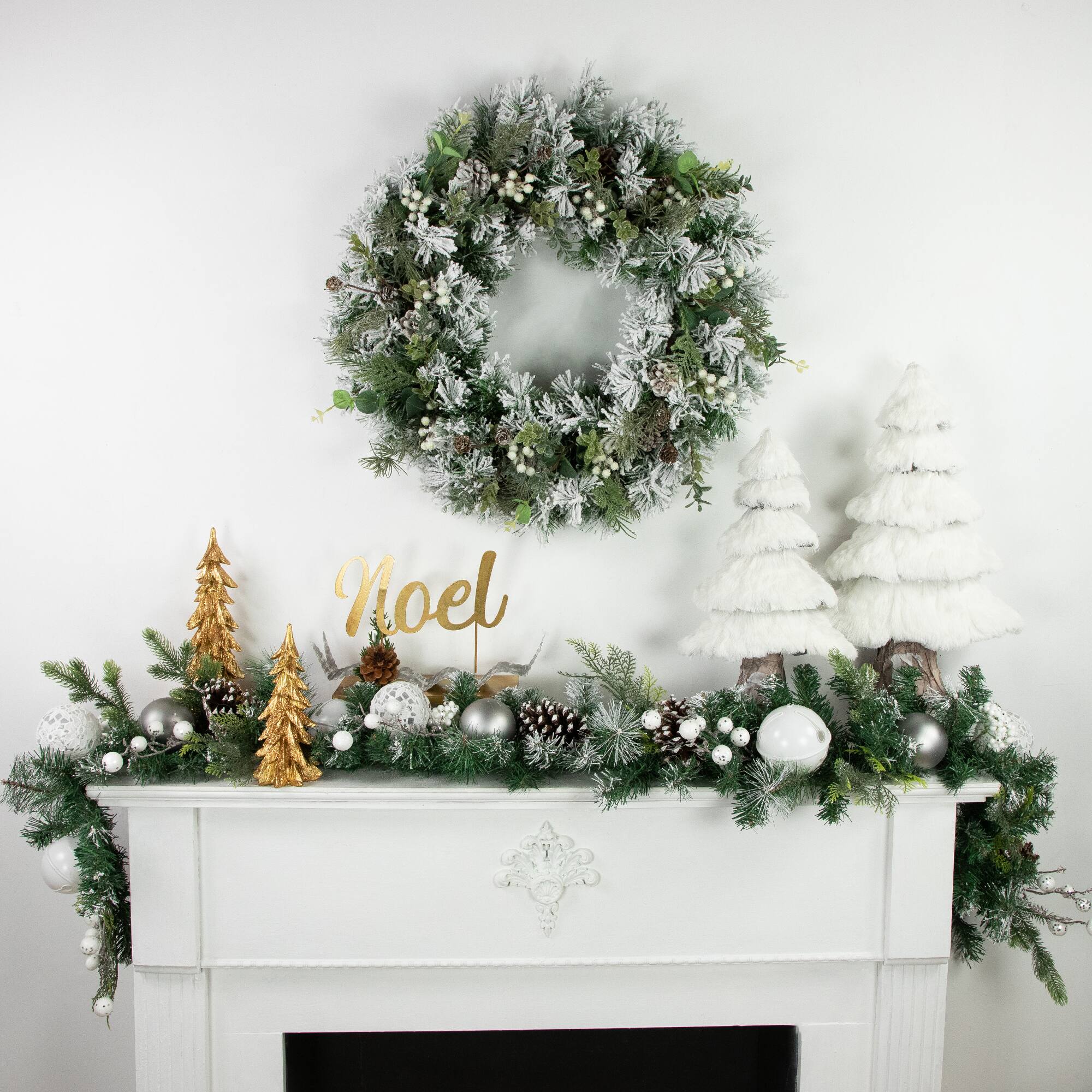 11&#x22; Pine &#x26; Pinecone NOEL Tabletop Christmas D&#xE9;cor