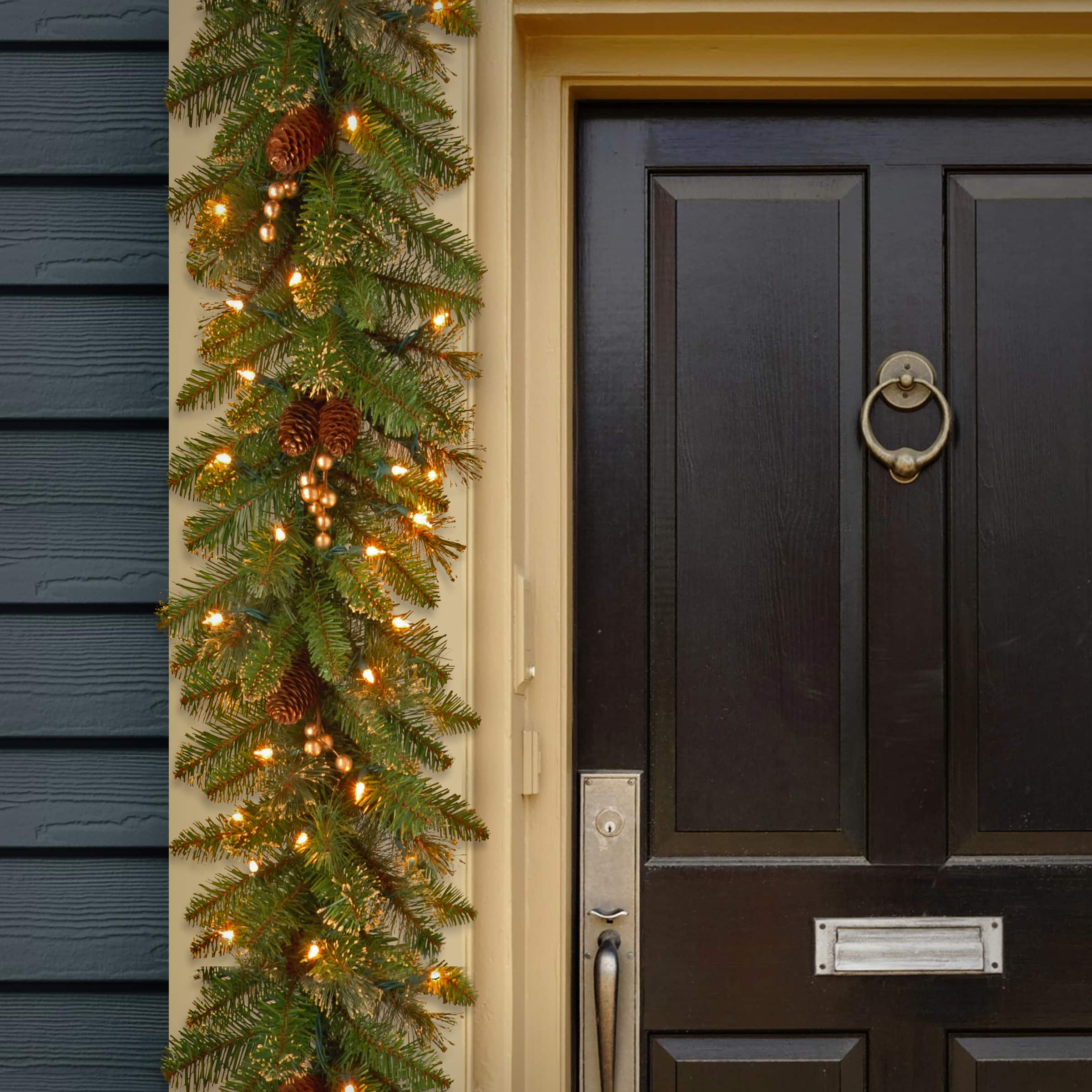 9&#x27; x 10&#x22; Pre-lit Glittery Pine Artificial Christmas Garland with 100 Clear Lights