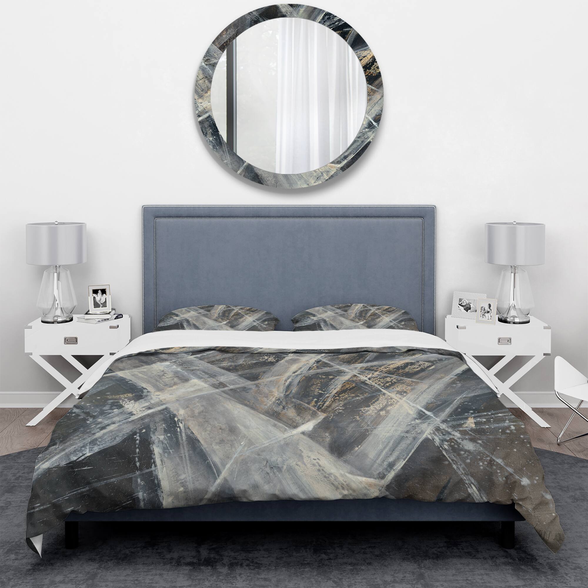 Designart 'Abstract Glacial Black and White Painting' Geometric Bedding Set