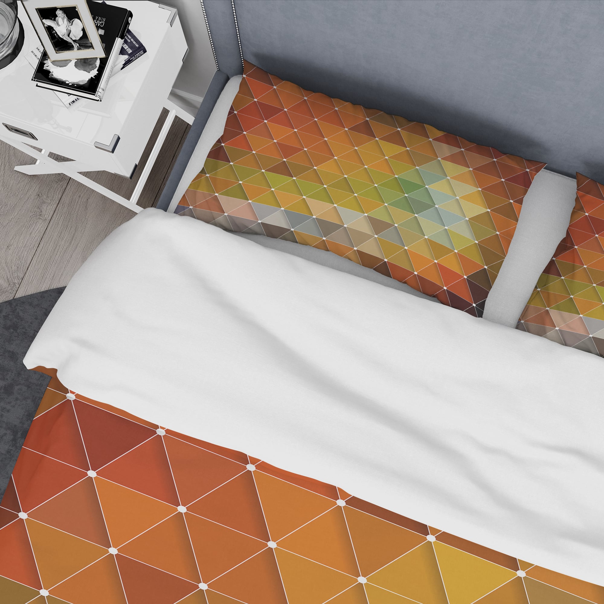 Designart 'Triangular Geometry Red, Gray and Green' Modern & Contemporary Bedding Set