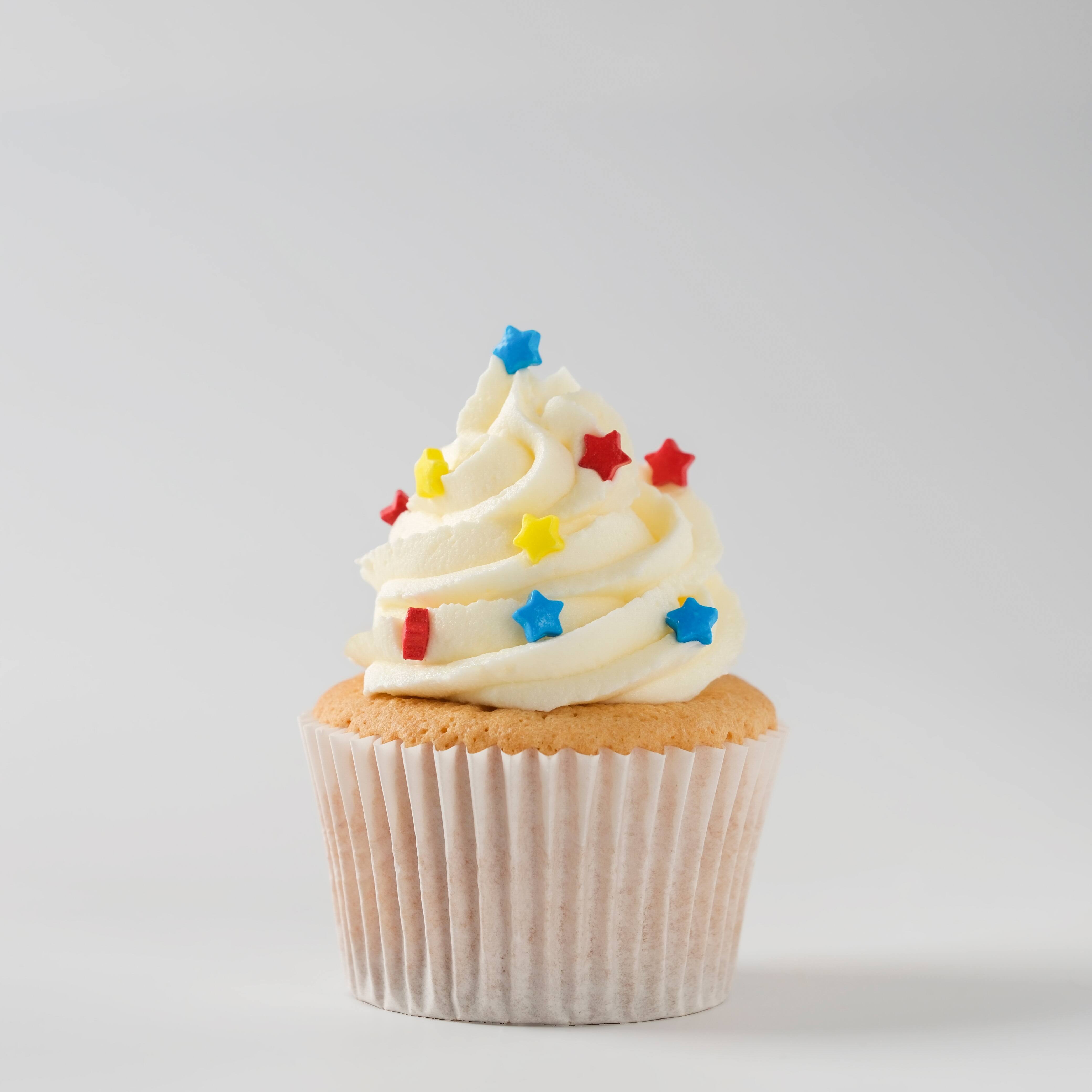 PME Cake Sweet Street&#xAE; Blue, Yellow &#x26; Red Star Sprinkles
